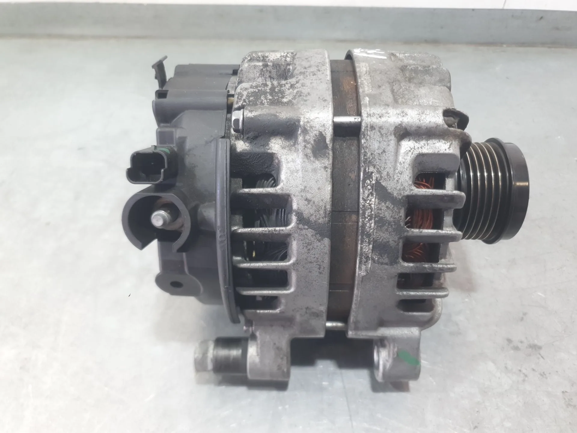 Alternador para Citroën Berlingo Multispace (B9)