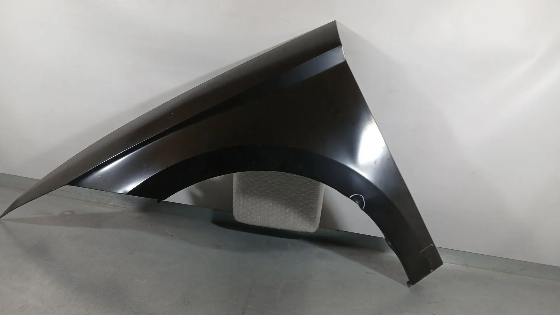 Aleta Delantera Izquierda para Seat Ibiza V (Kj1, Kjg)