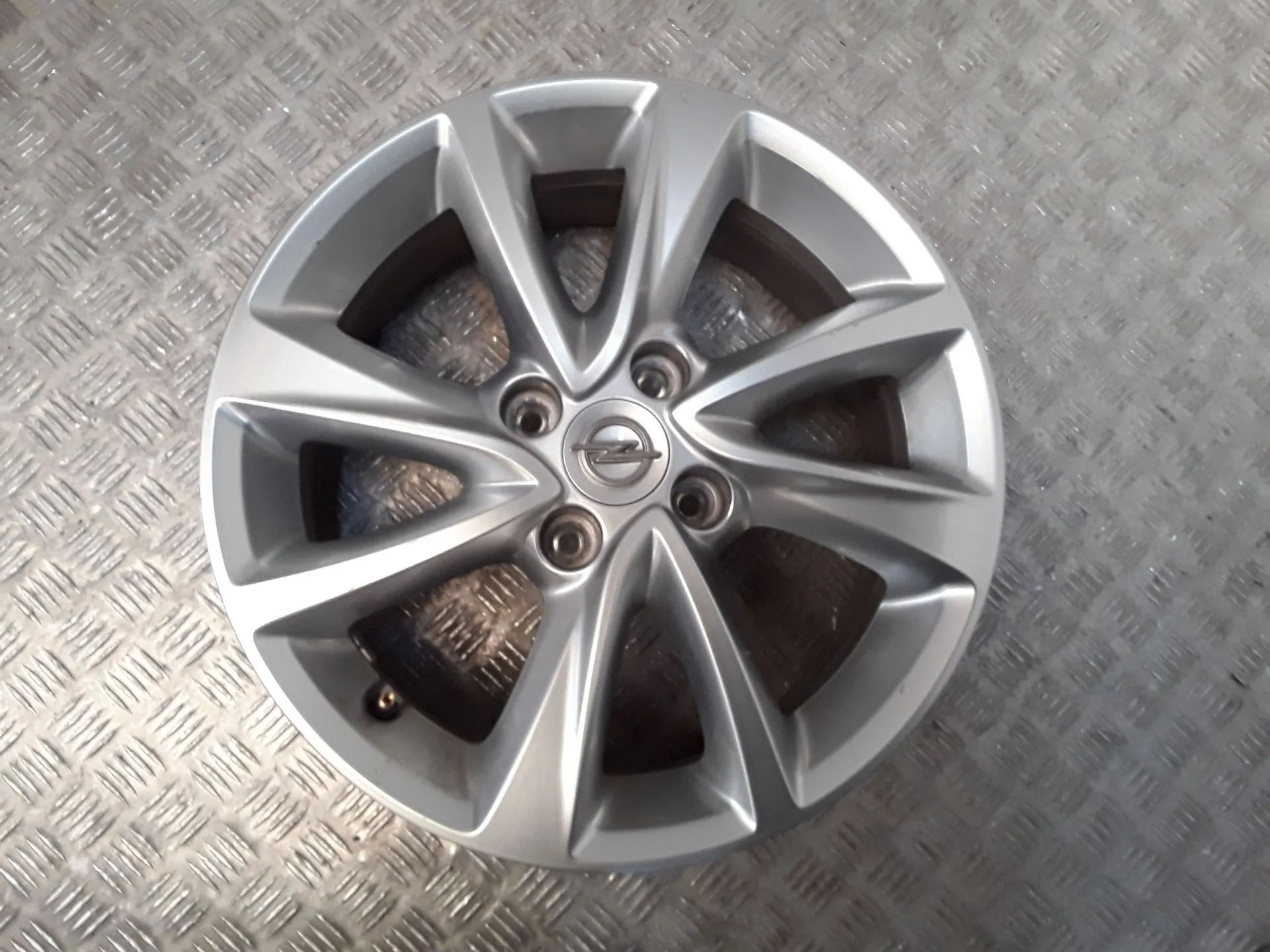 Juego Llantas Aluminio para Opel Corsa F (P2Jo)