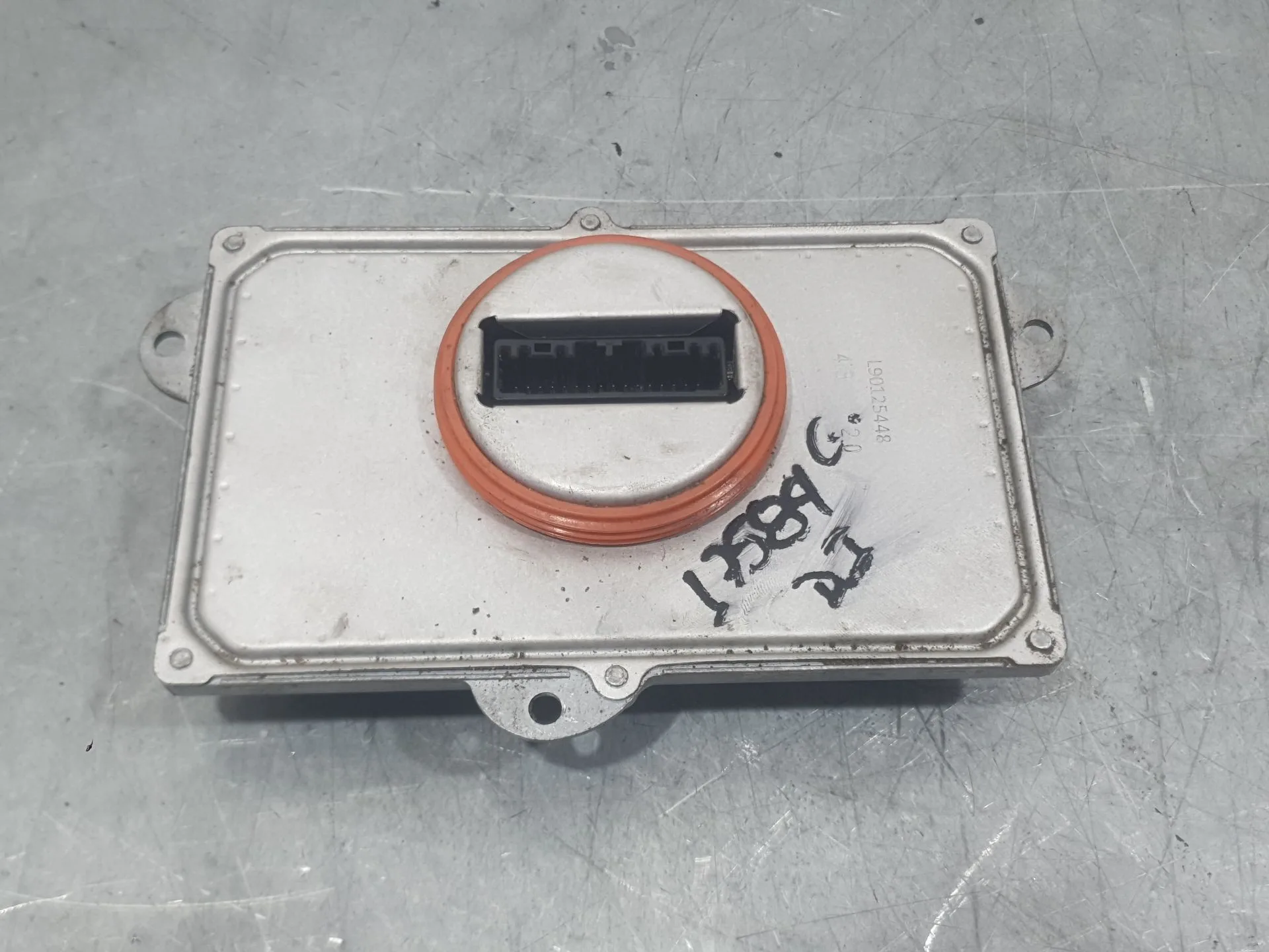Centralita Faro para Peugeot 3008 Ii Suv (Mc_, Mr_, Mj_, M4_)