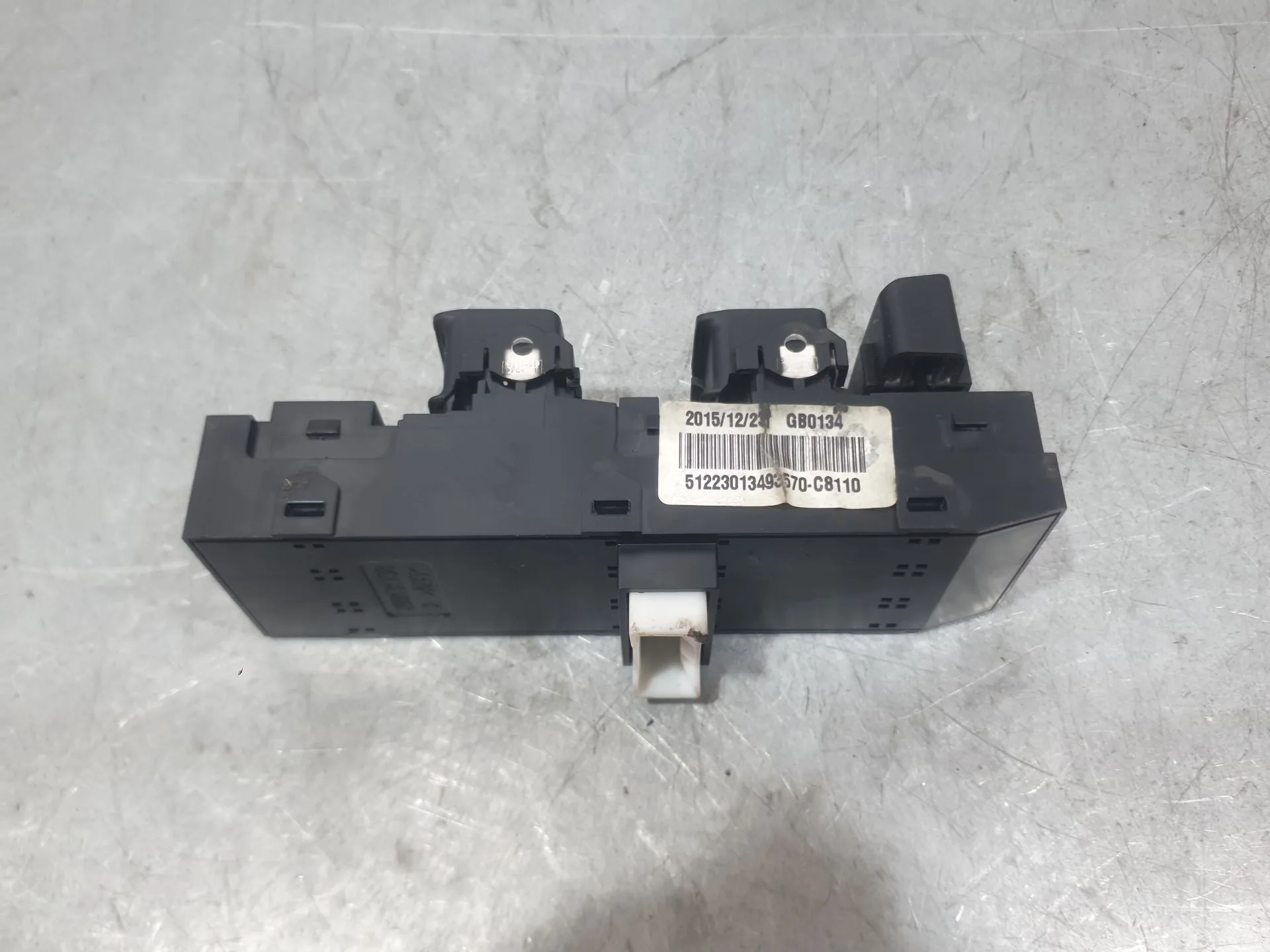Mando Elevalunas Delantero Izquierdo para Hyundai I20 Ii (Gb, Ib)