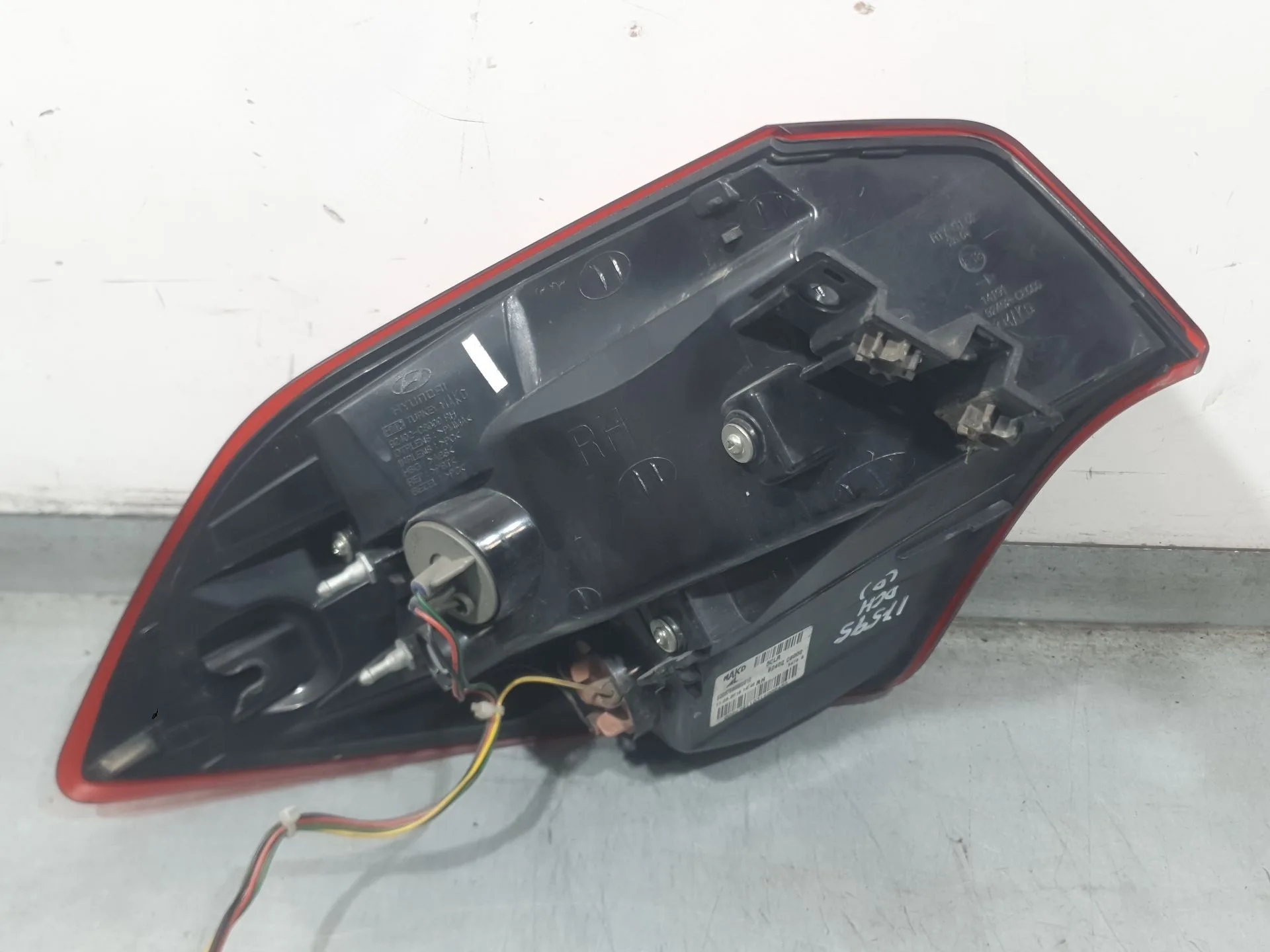 Piloto Trasero Derecho Exterior para Hyundai I20 Ii (Gb, Ib)