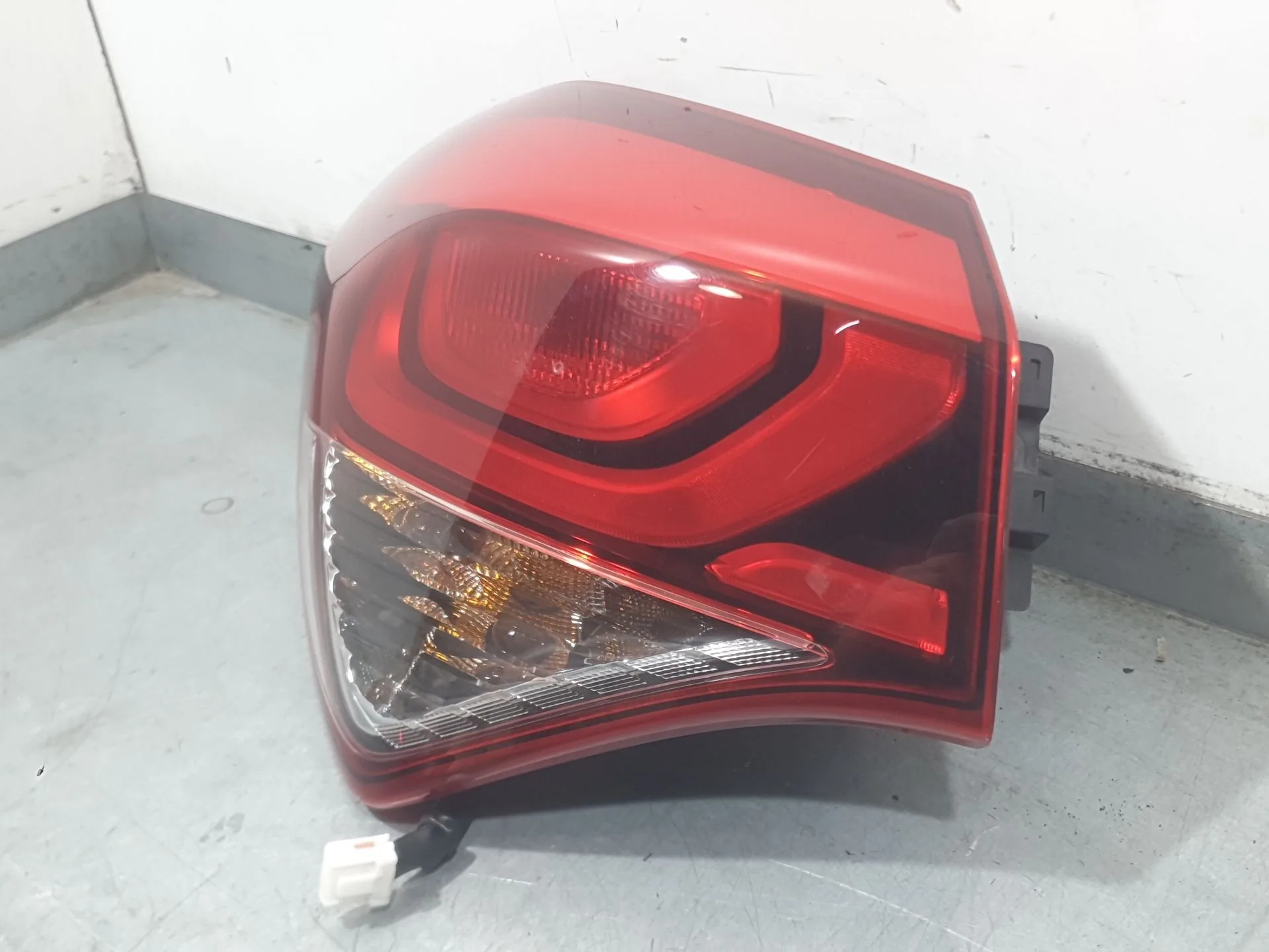 Piloto Trasero Izquierdo Interior para Hyundai I20 Ii (Gb, Ib)