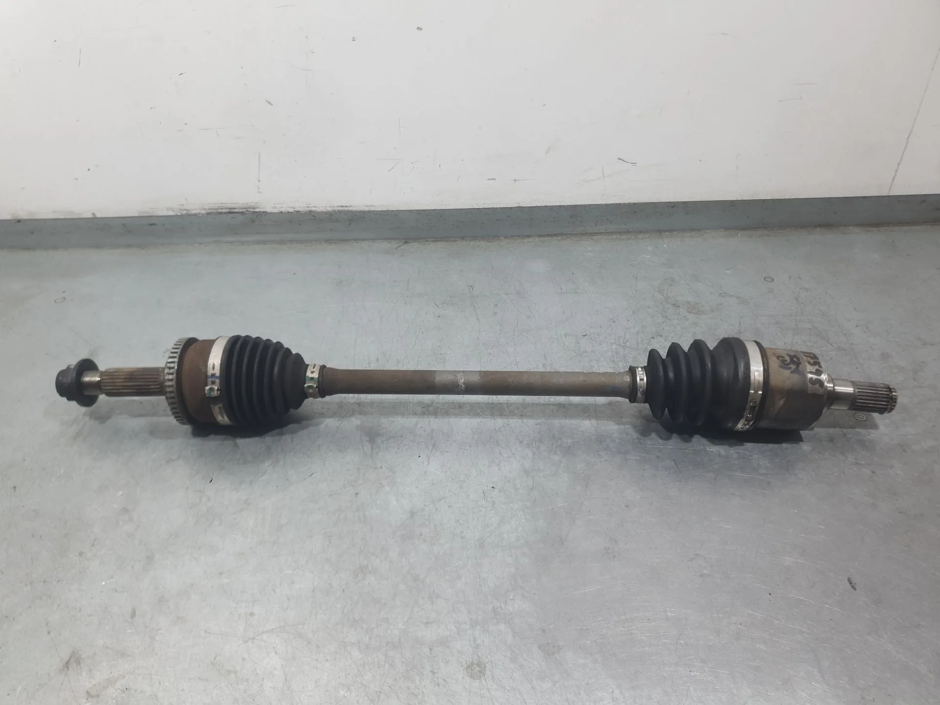 Transmision Delantera Izquierda para Hyundai I20 Ii (Gb, Ib)