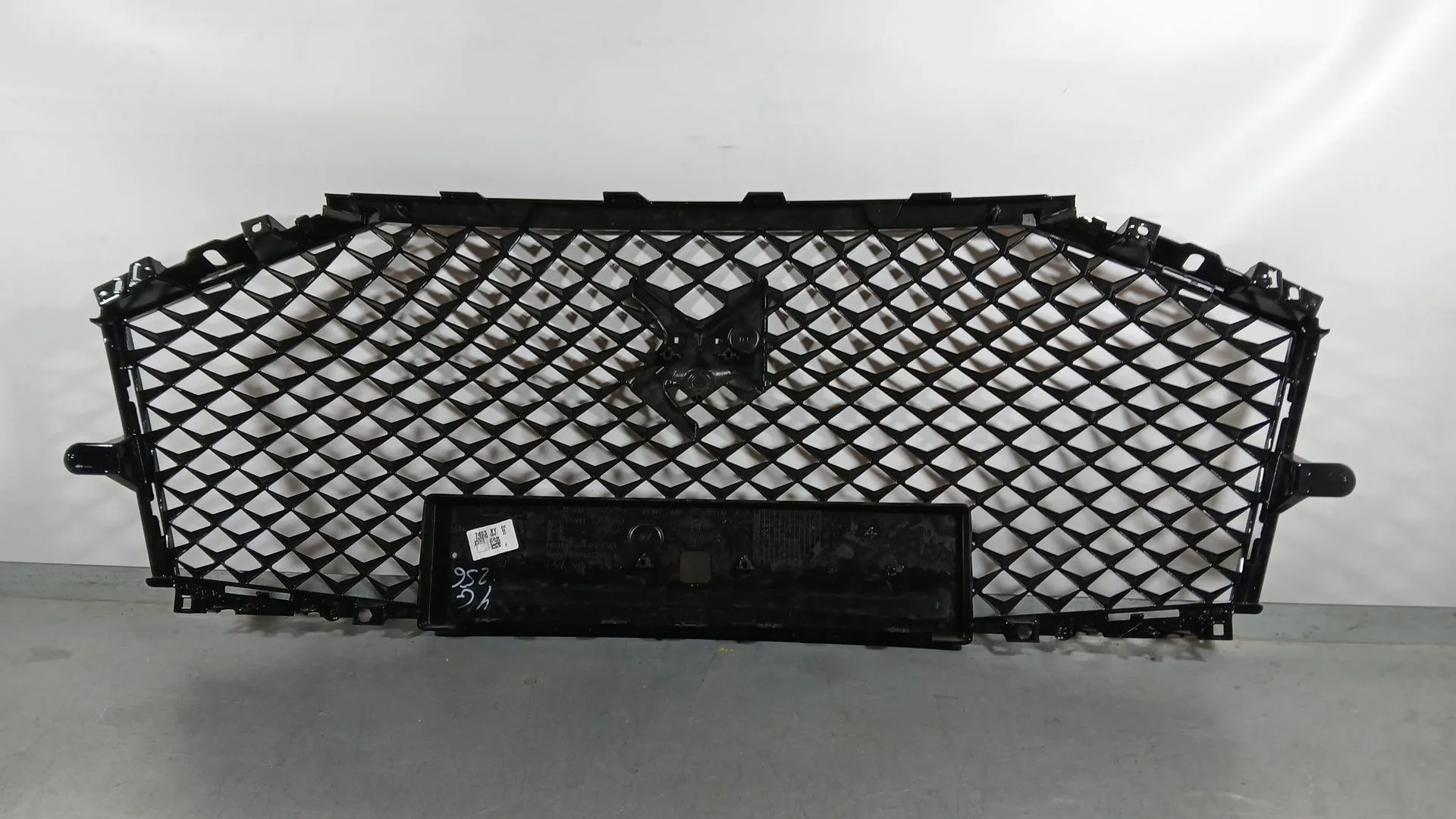 Rejilla Delantera para Ds Ds 7 Crossback (J4_, Jr_, Jc_)