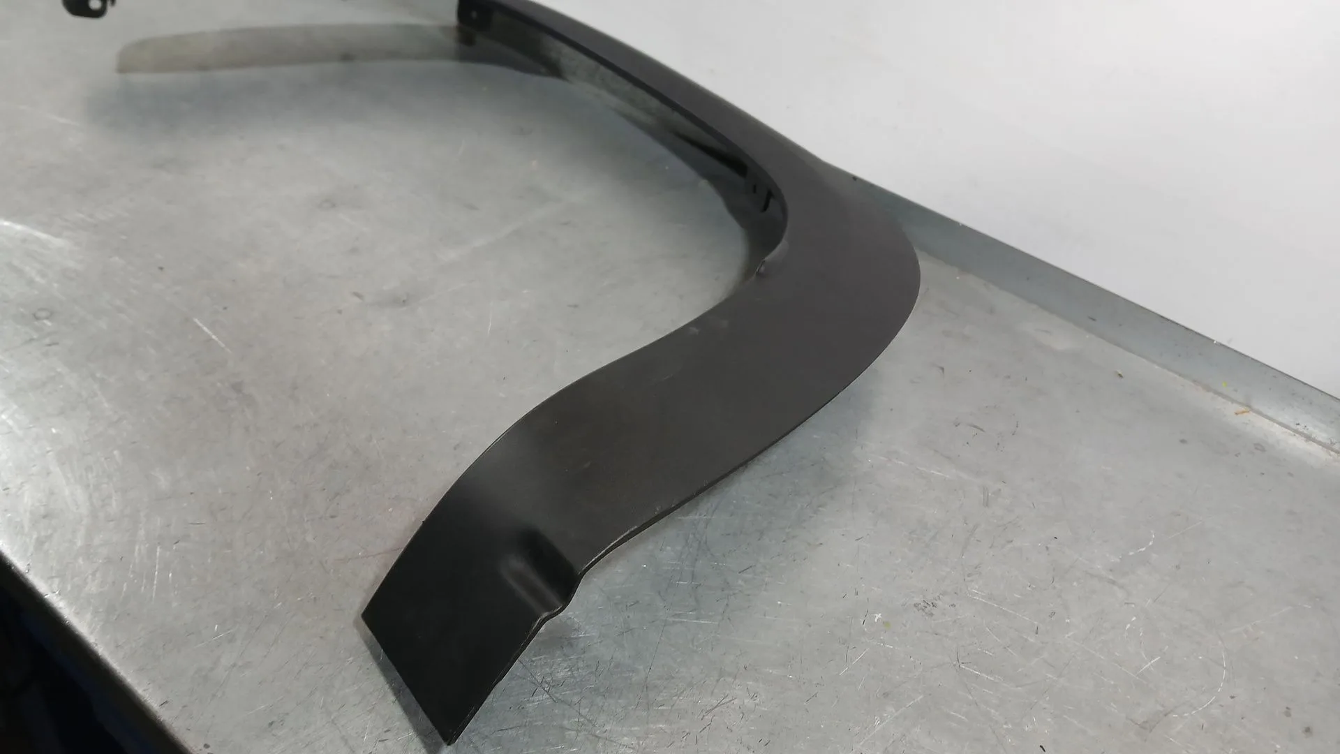 Aletin Delantero Izquierdo para Dacia Spring