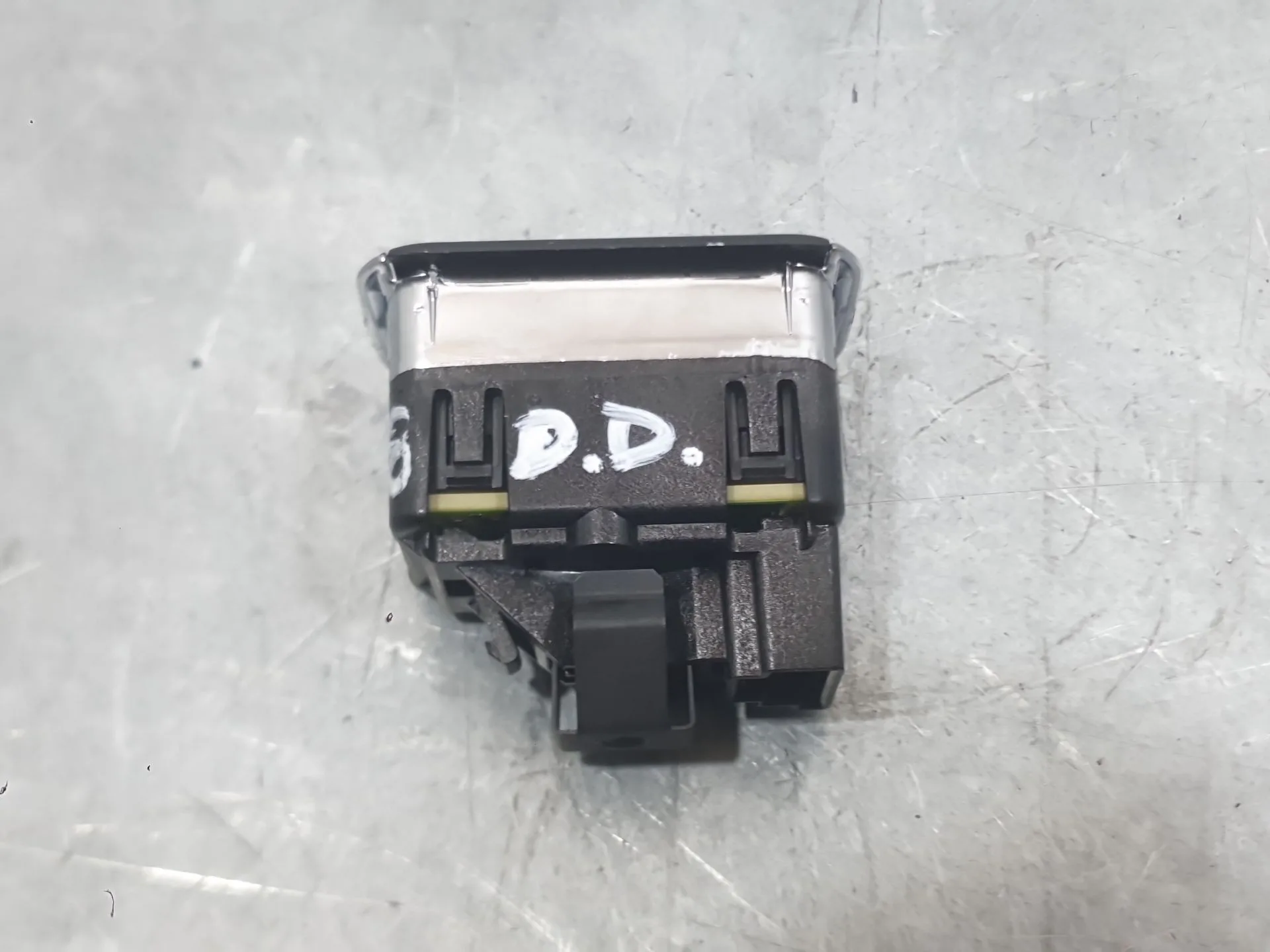Mando Elevalunas Delantero Derecho para Mercedes-Benz Clase B Sports Tourer (W246, W242)