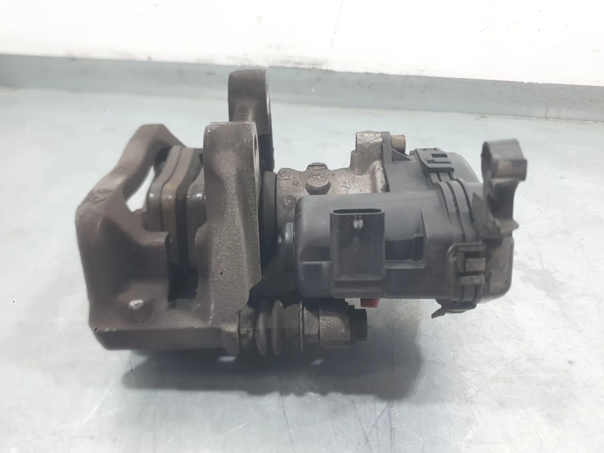 Pinza Freno Trasera Izquierda para Mercedes-Benz Clase B Sports Tourer (W246, W242)