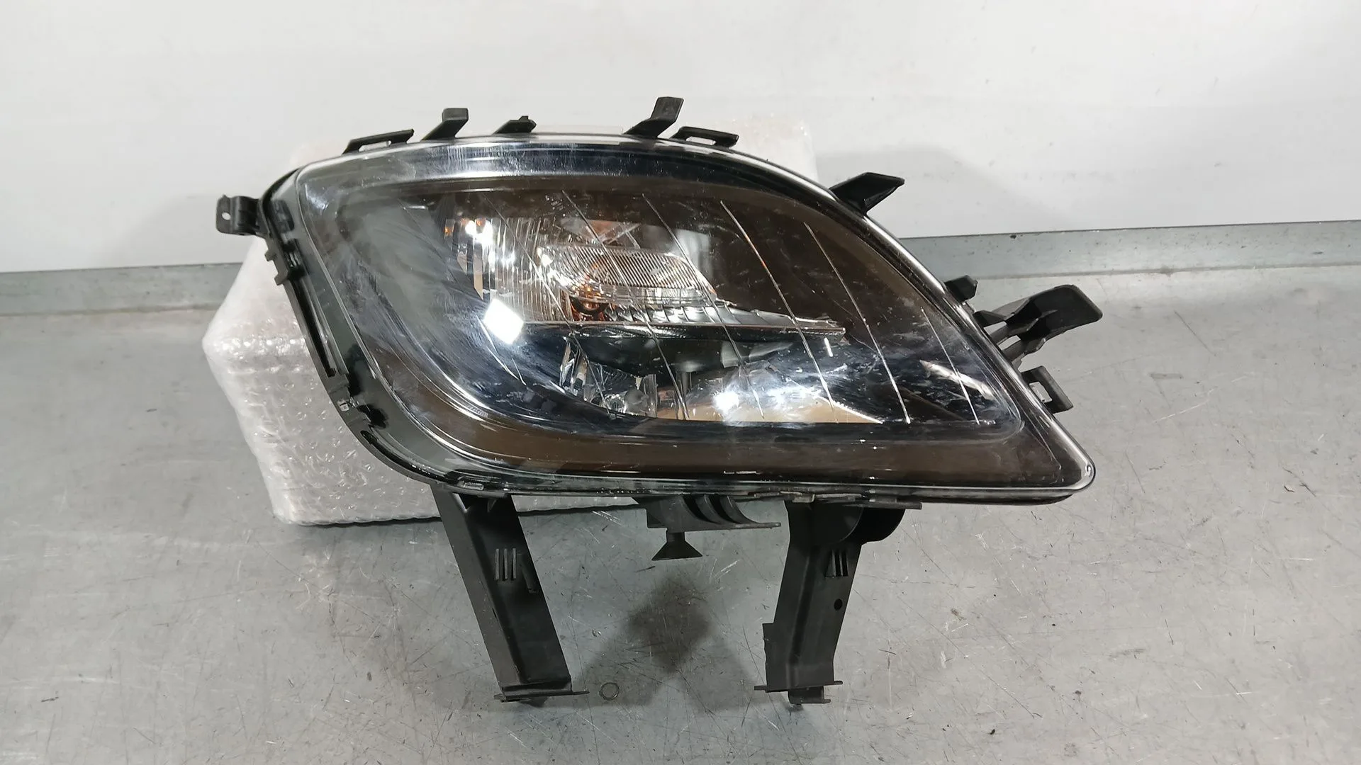 Piloto Delantero Derecho para Opel Astra J Sports Tourer (P10)