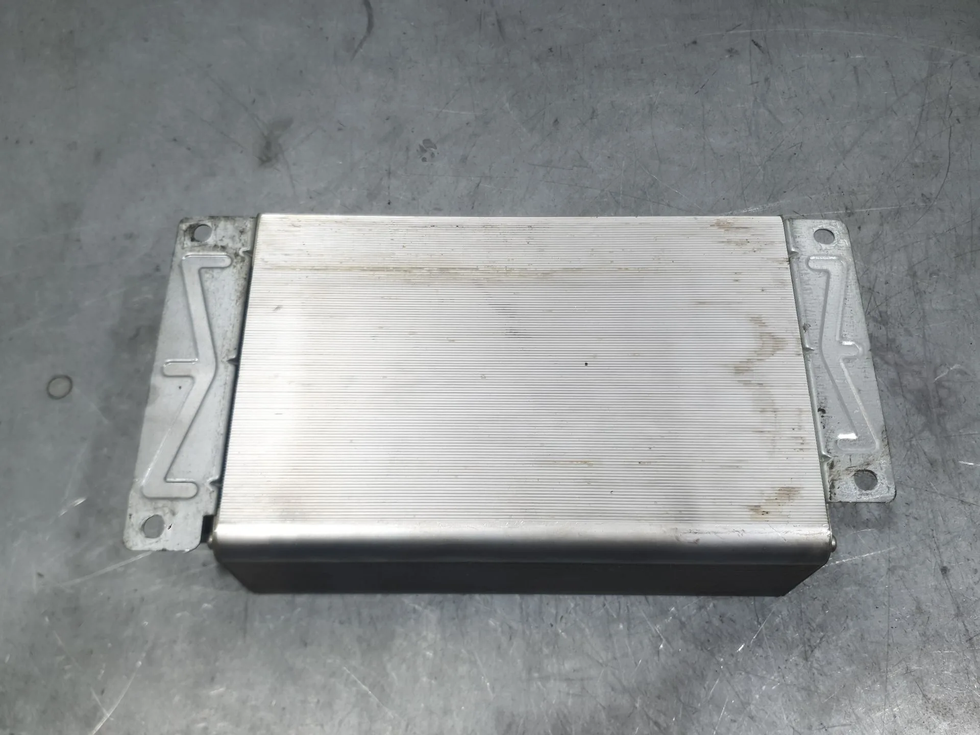 Amplificador Radio para Audi A6 C6 Avant (4F5)