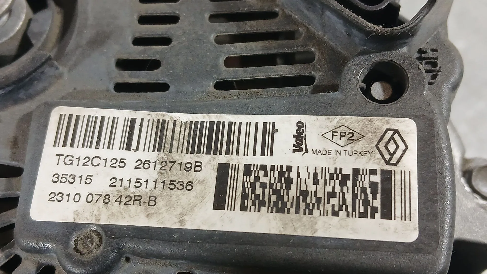 Alternador para Renault Captur I (J5_, H5_)
