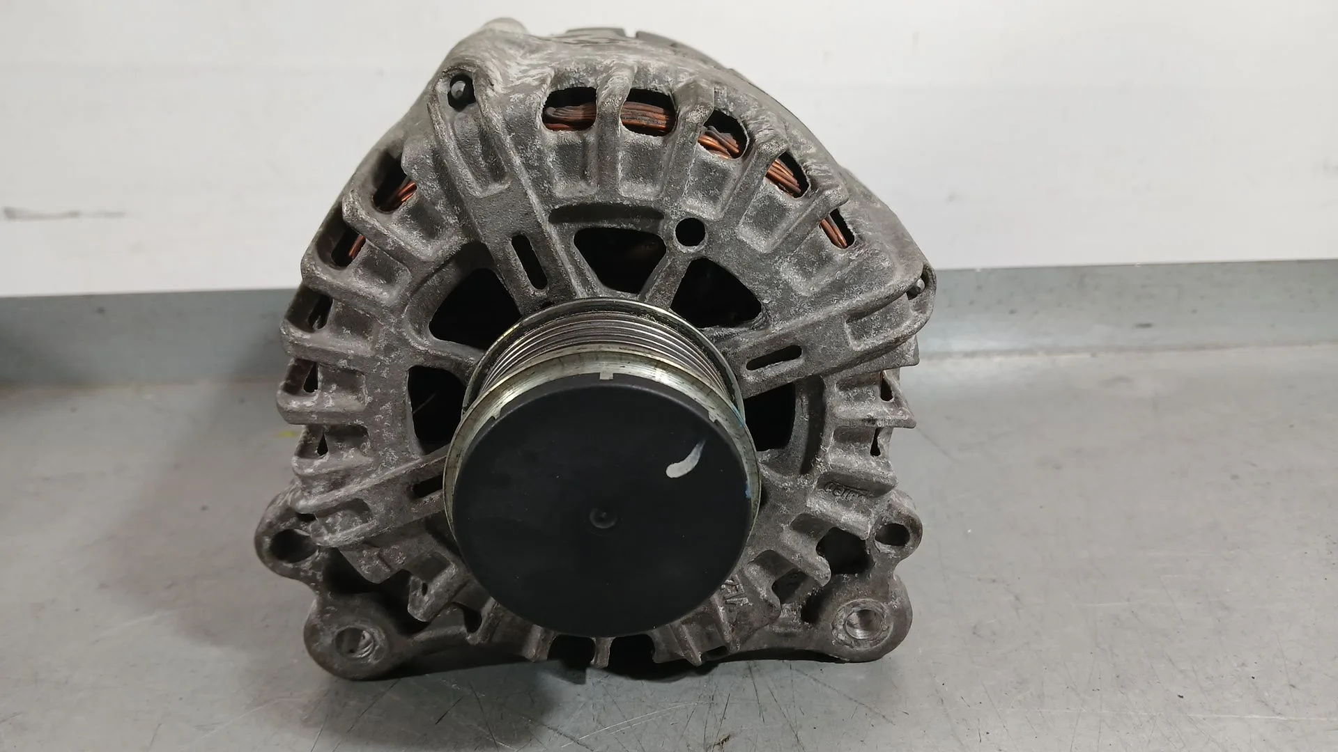 Alternador para Porsche Macan (95B)