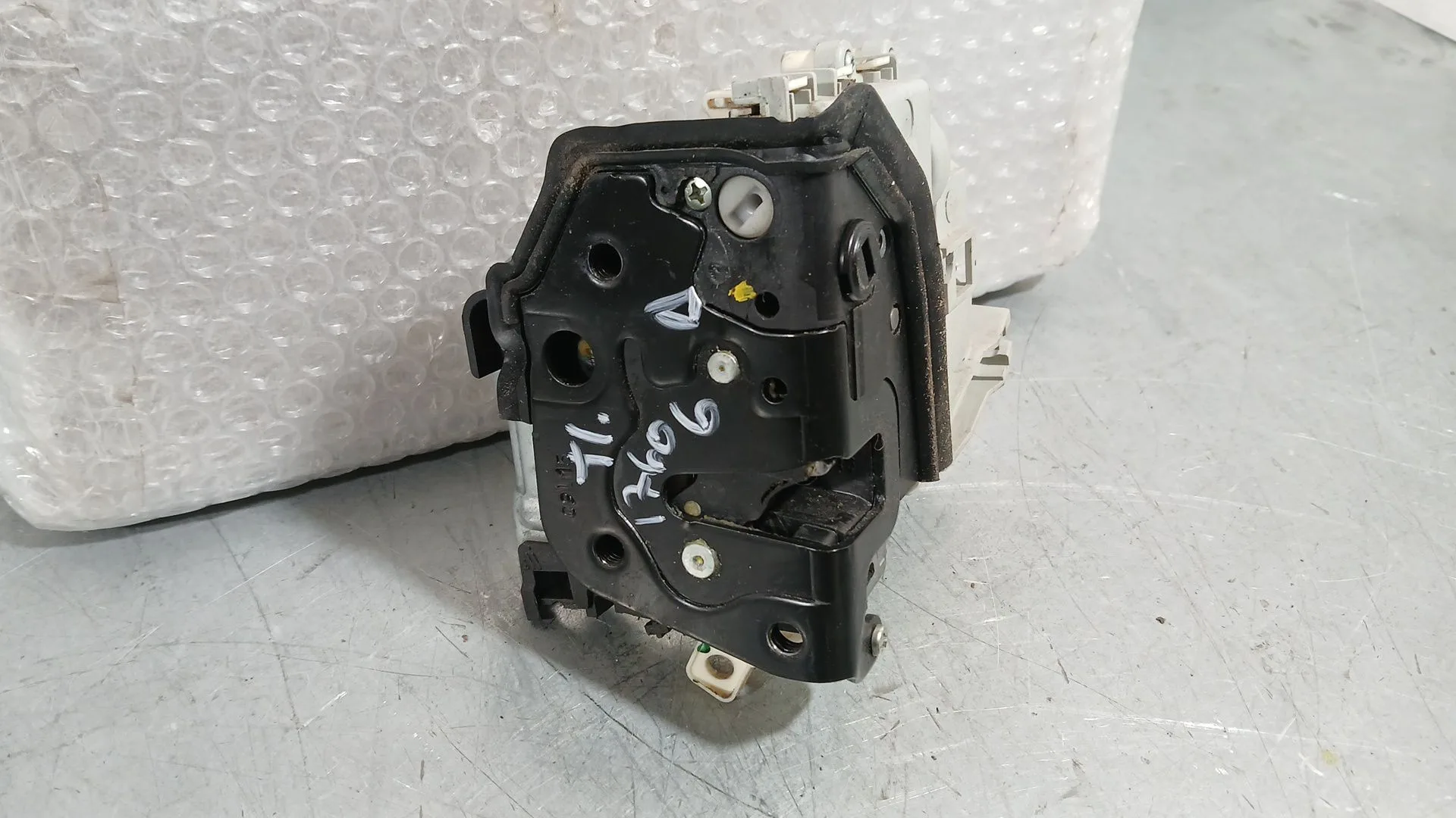 Cerradura Puerta Trasera Izquierda para Porsche Macan (95B)