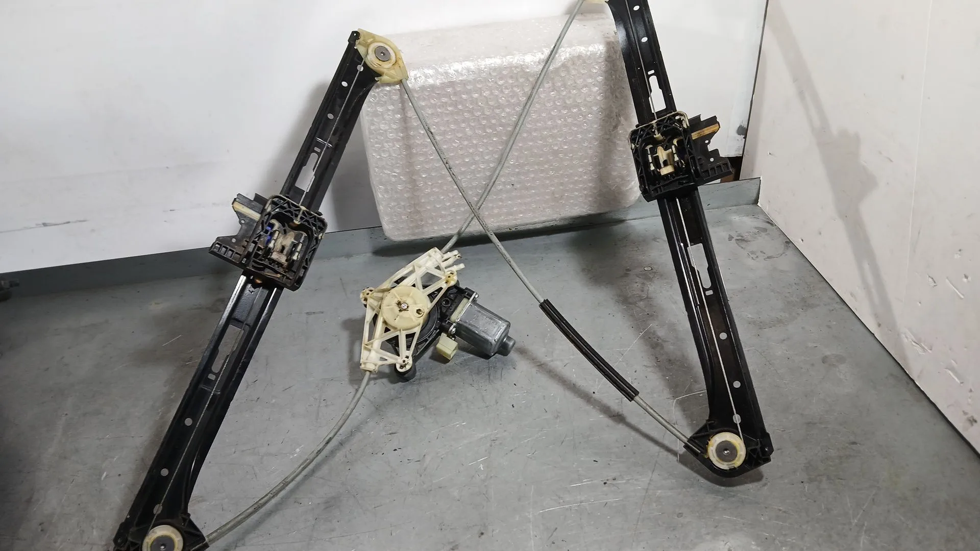 Elevalunas Delantero Izquierdo para Porsche Macan (95B)