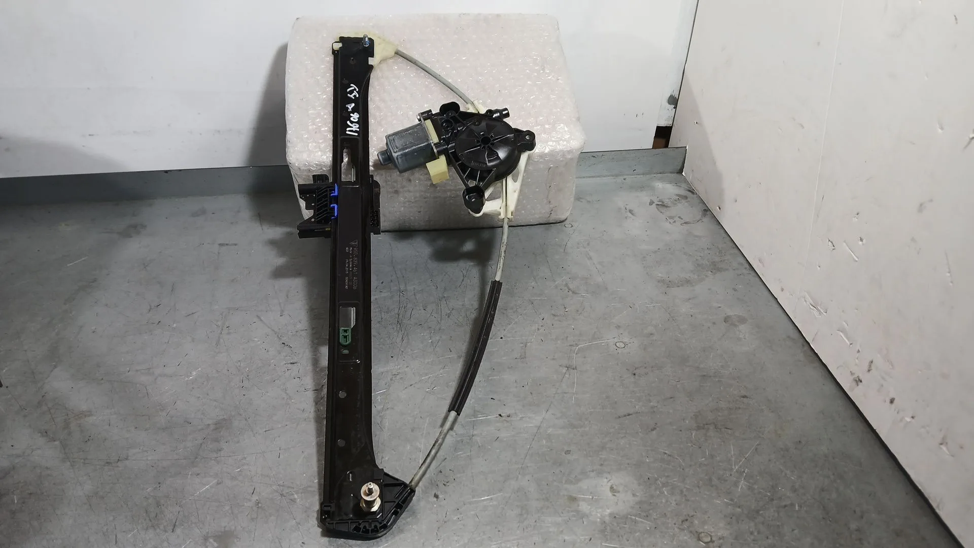Elevalunas Trasero Izquierdo para Porsche Macan (95B)