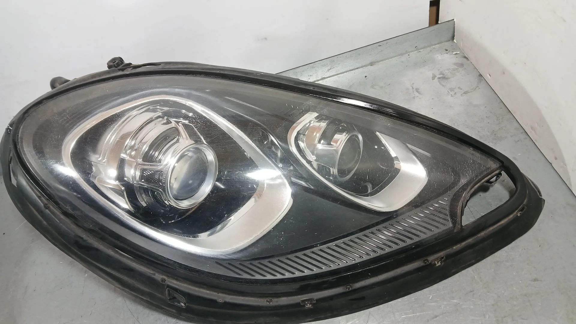 Faro Derecho para Porsche Macan (95B)