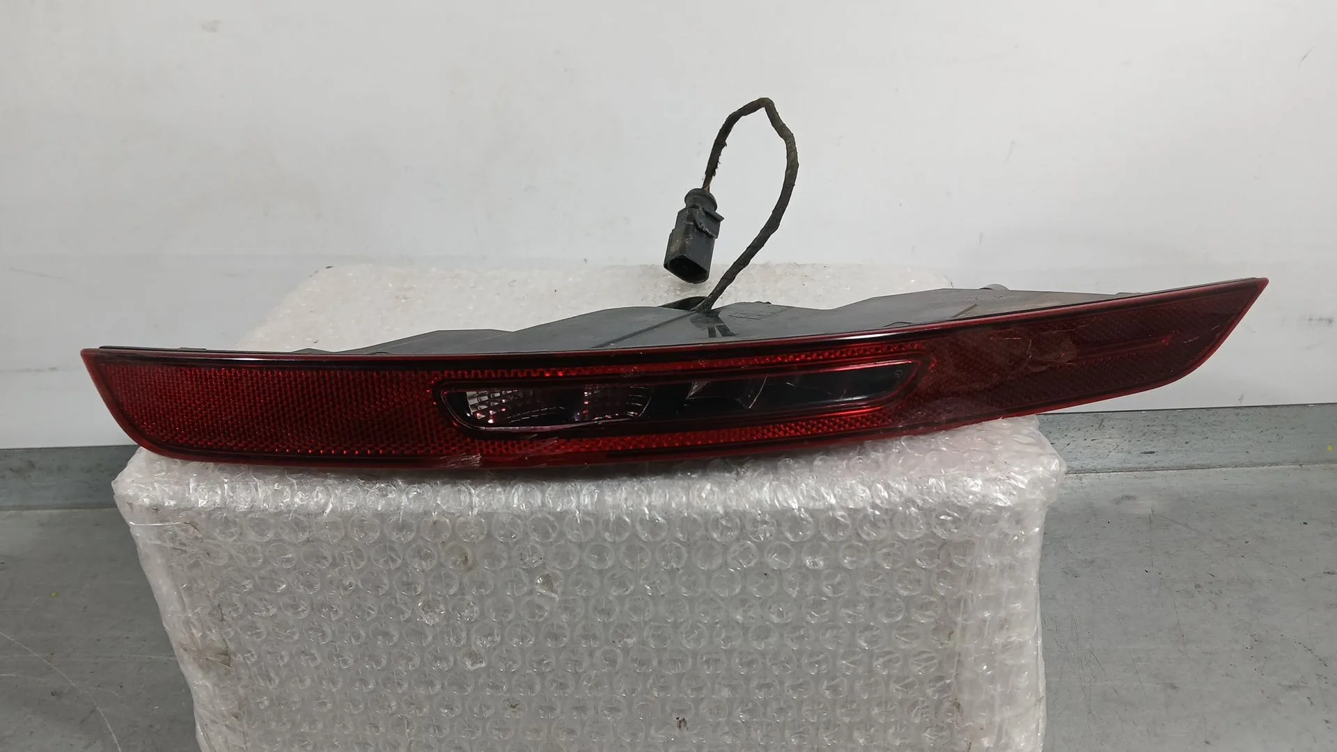 Piloto Trasero Derecho Paragolpes para Porsche Macan (95B)