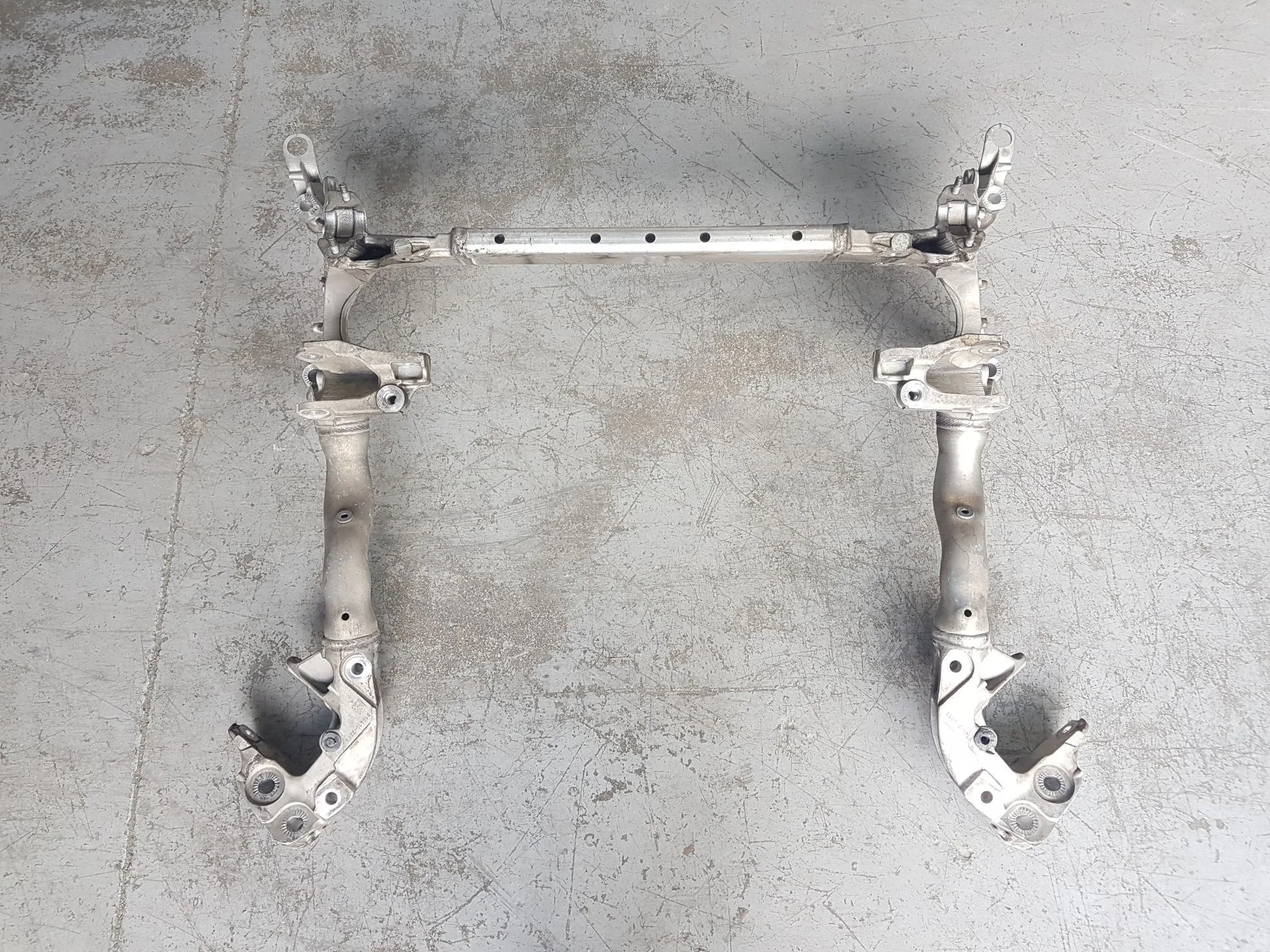 Puente Delantero para Porsche Macan (95B)