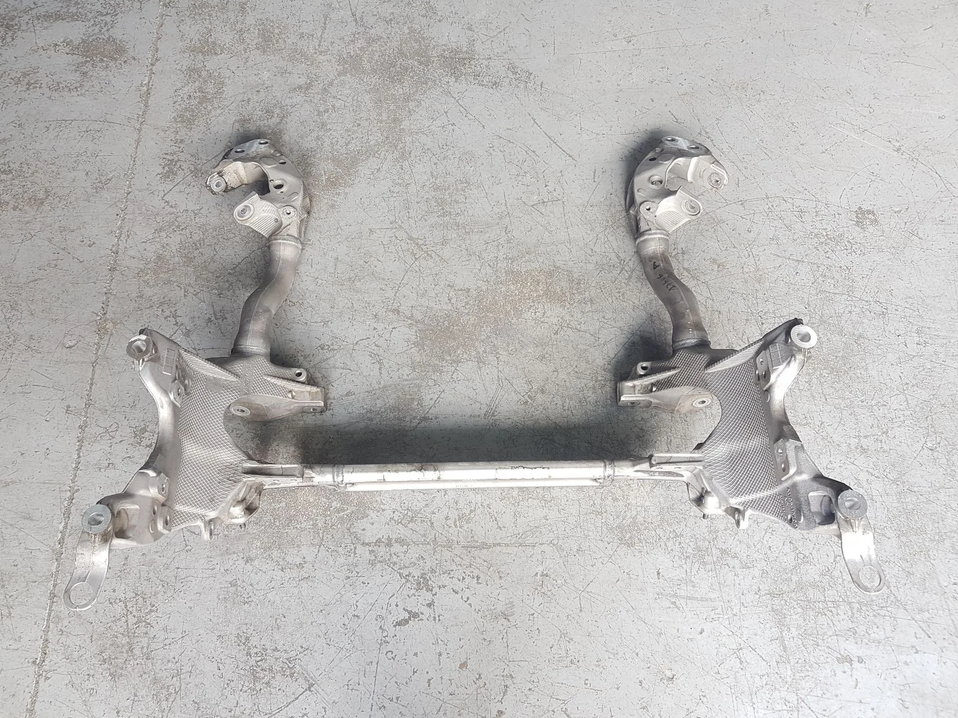 Puente Delantero para Porsche Macan (95B)
