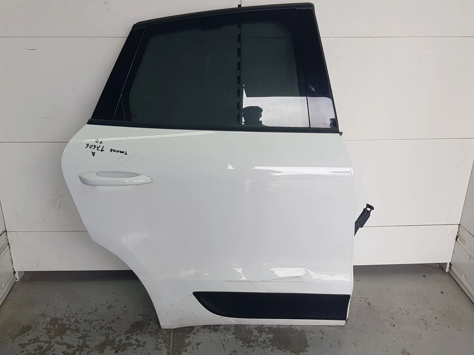 Puerta Trasera Derecha para Porsche Macan (95B)