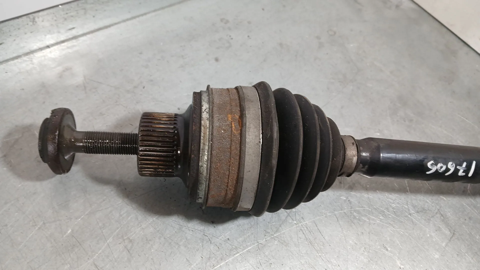 Transmision Delantera Izquierda para Porsche Macan (95B)