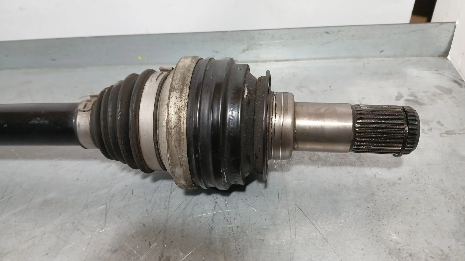 Transmision Trasera Derecha para Porsche Macan (95B)