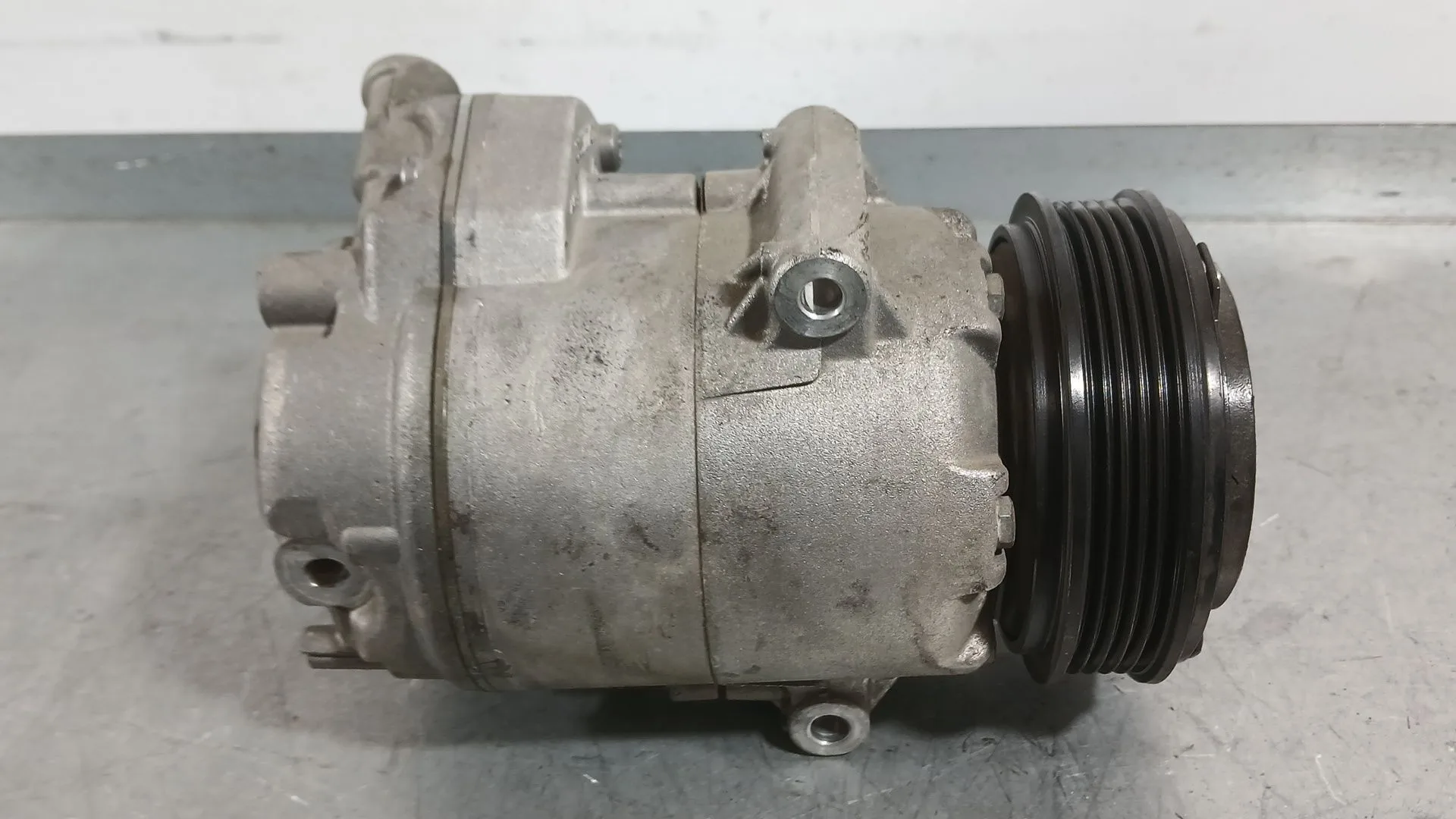 Compresor Aire Acondicionado para Opel Astra J Sedan