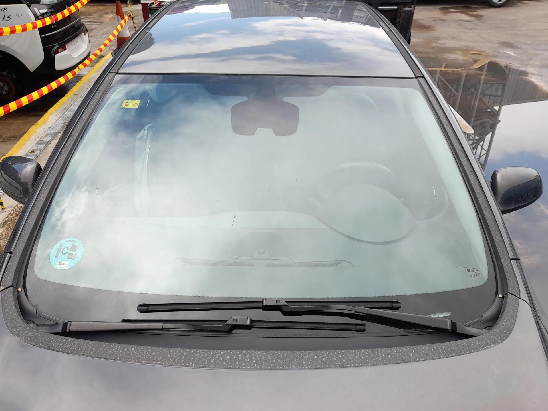 Parabrisas para Opel Astra J Sedan