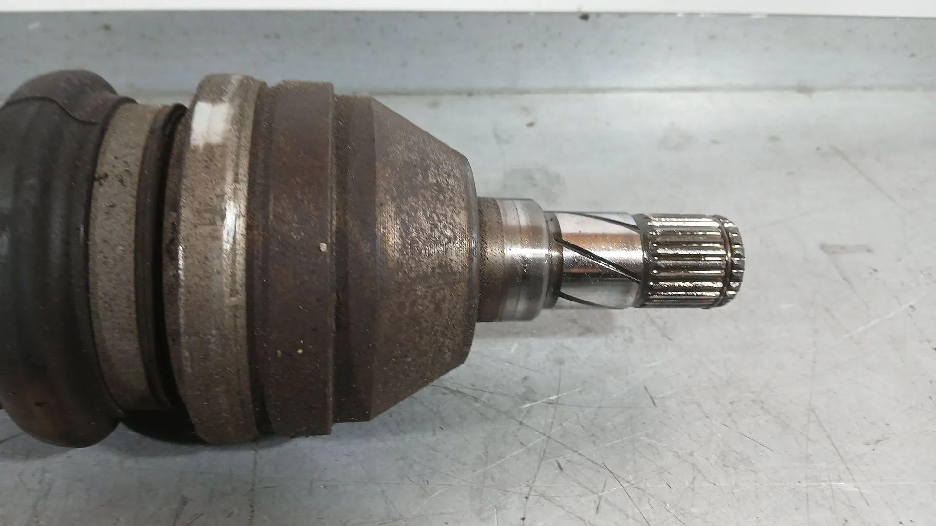 Transmision Delantera Izquierda para Opel Astra J Sedan