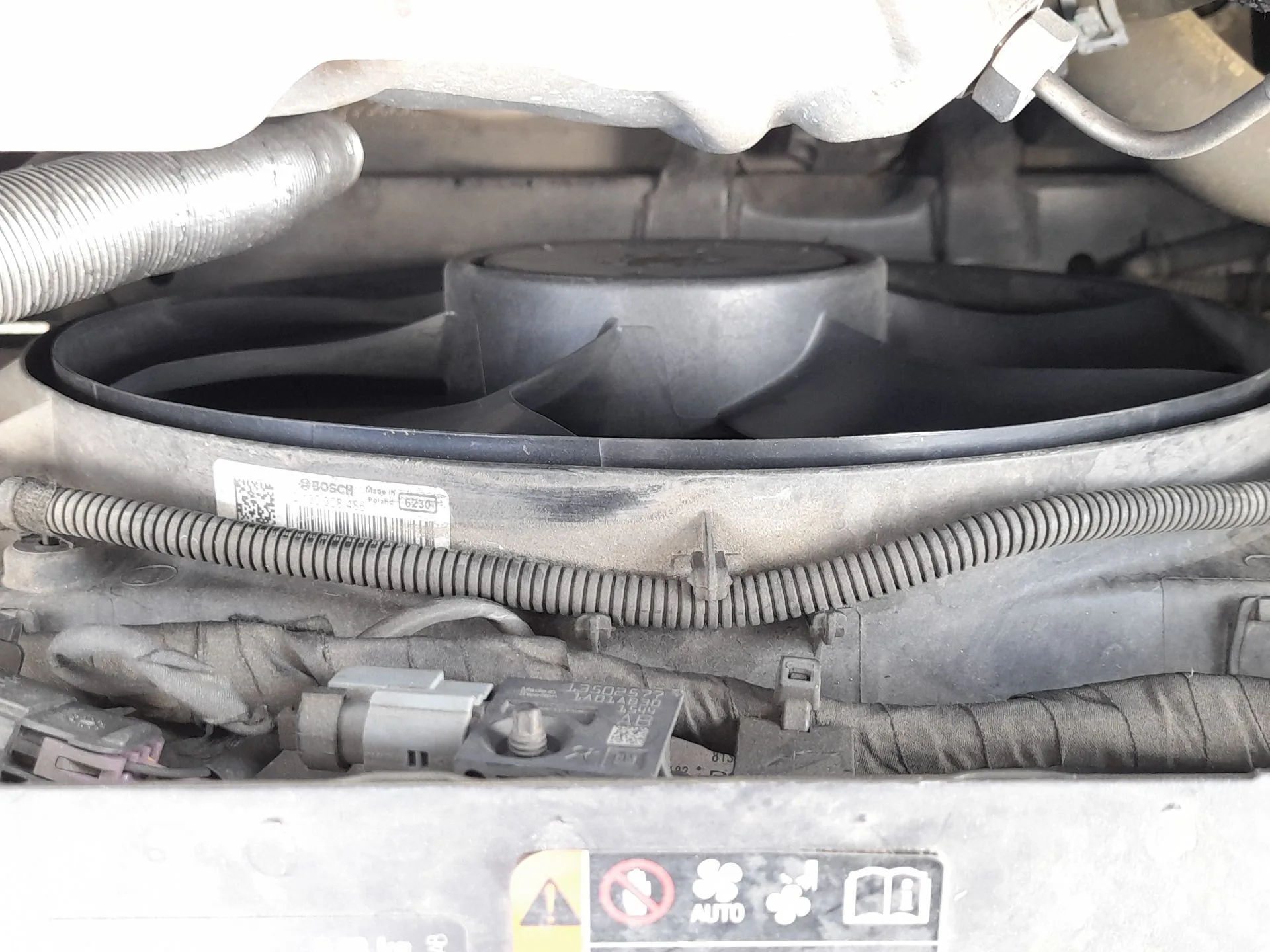 Electroventilador para Opel Astra J (P10)