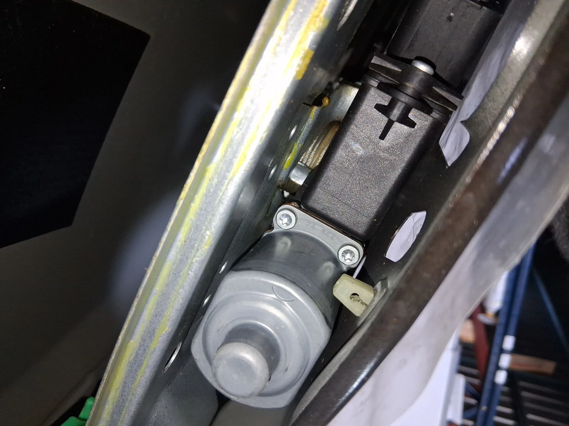 Elevalunas Trasero Derecho para Opel Astra J (P10)