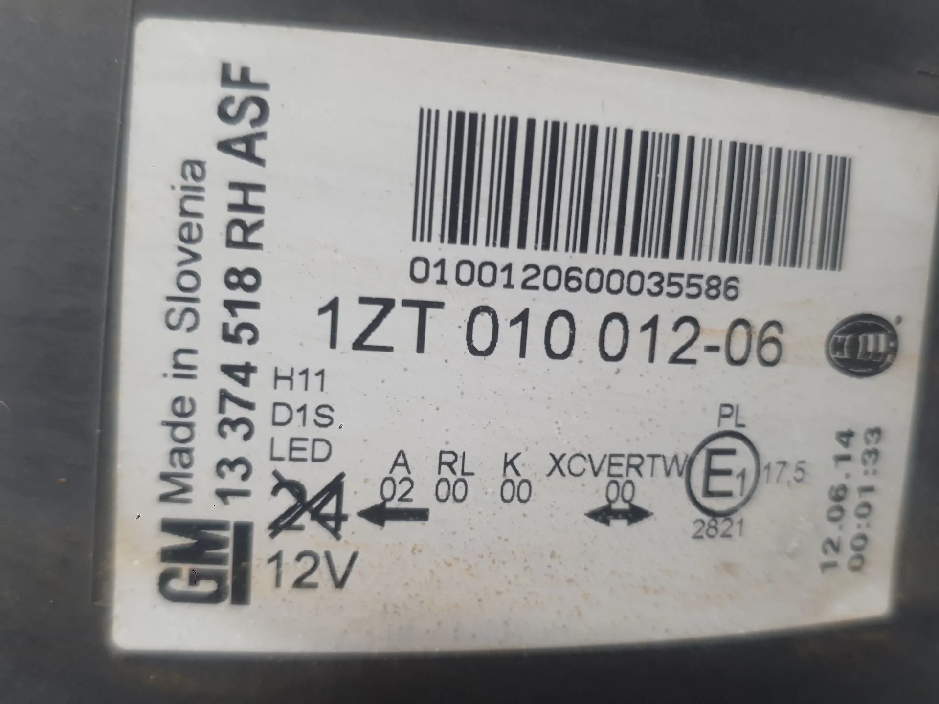 Faro Derecho para Opel Astra J (P10)