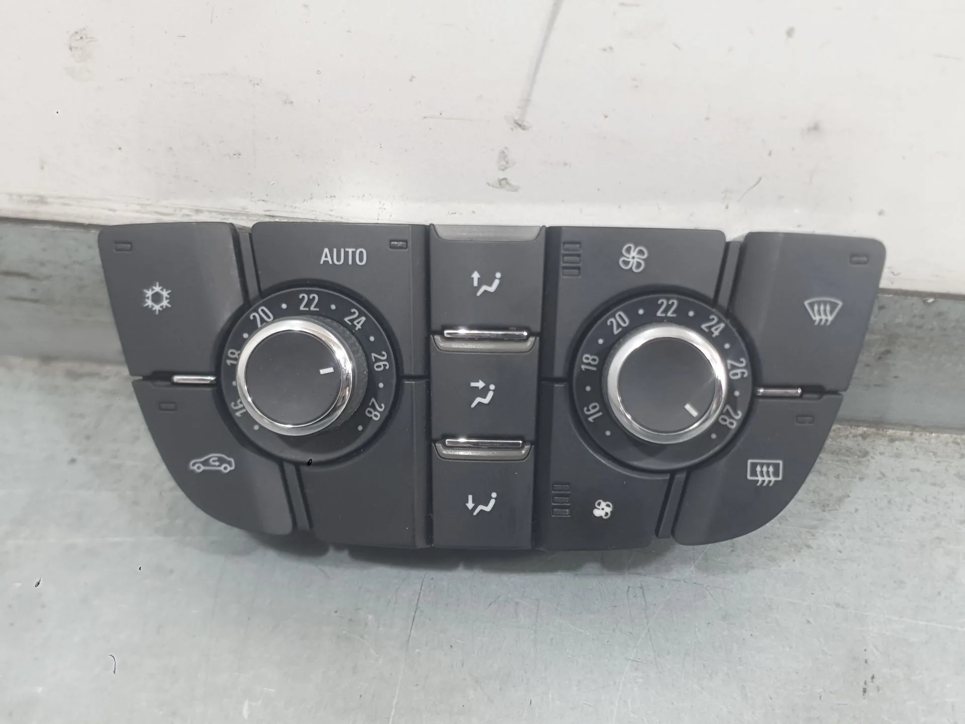 Mando Climatizador para Opel Astra J (P10)