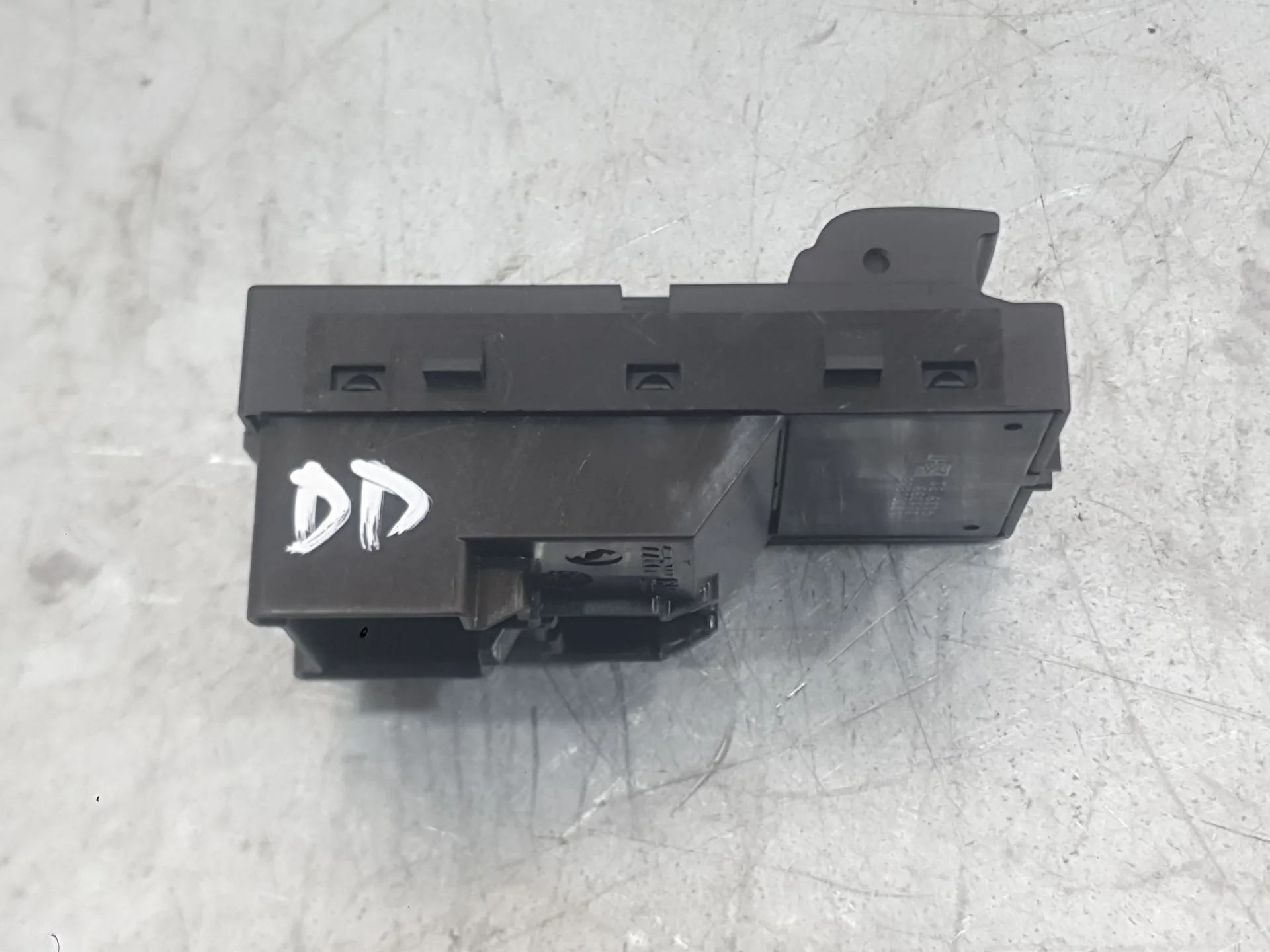 Mando Elevalunas Delantero Derecho para Opel Astra J (P10)