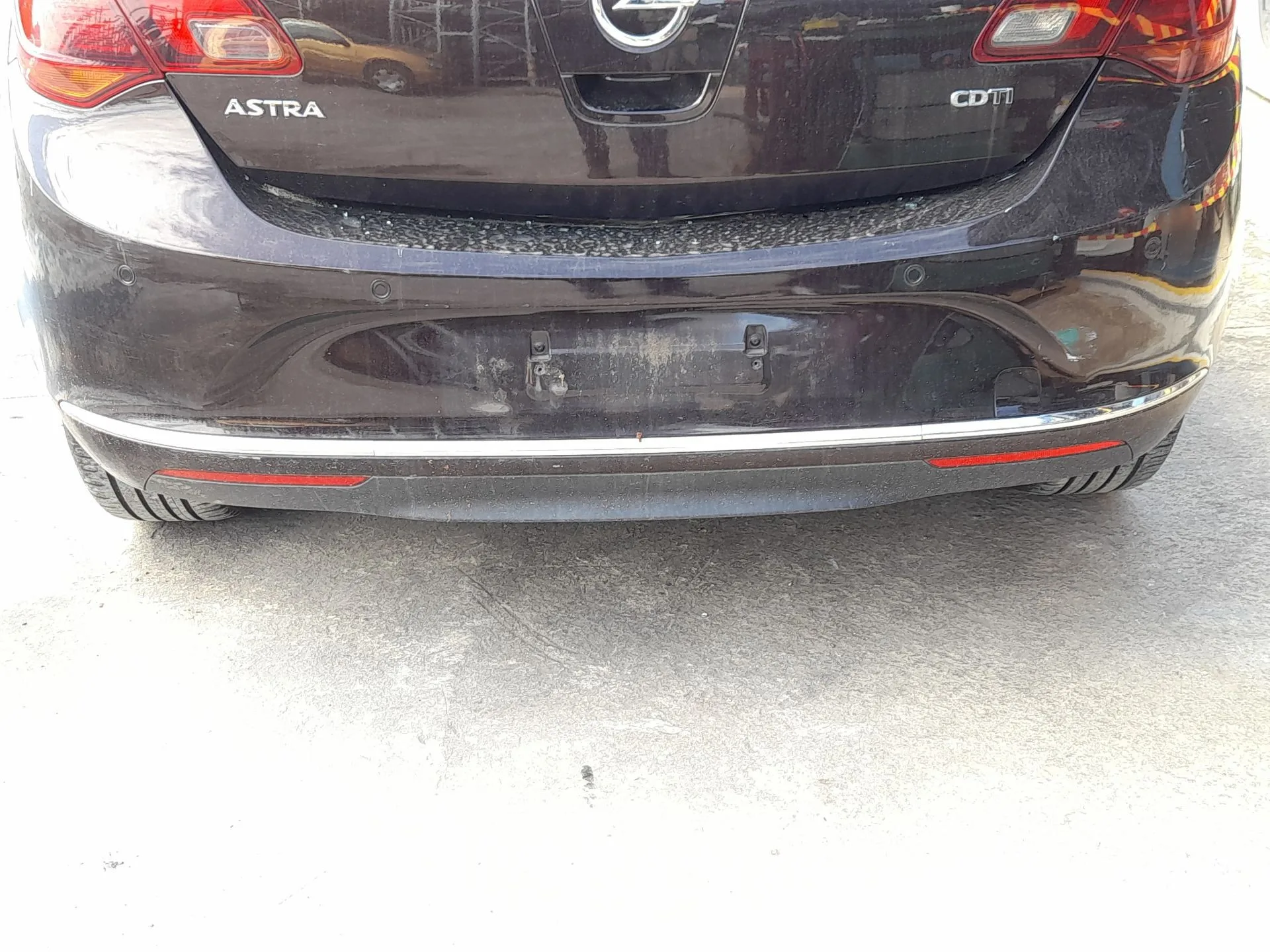 Paragolpes Trasero para Opel Astra J (P10)