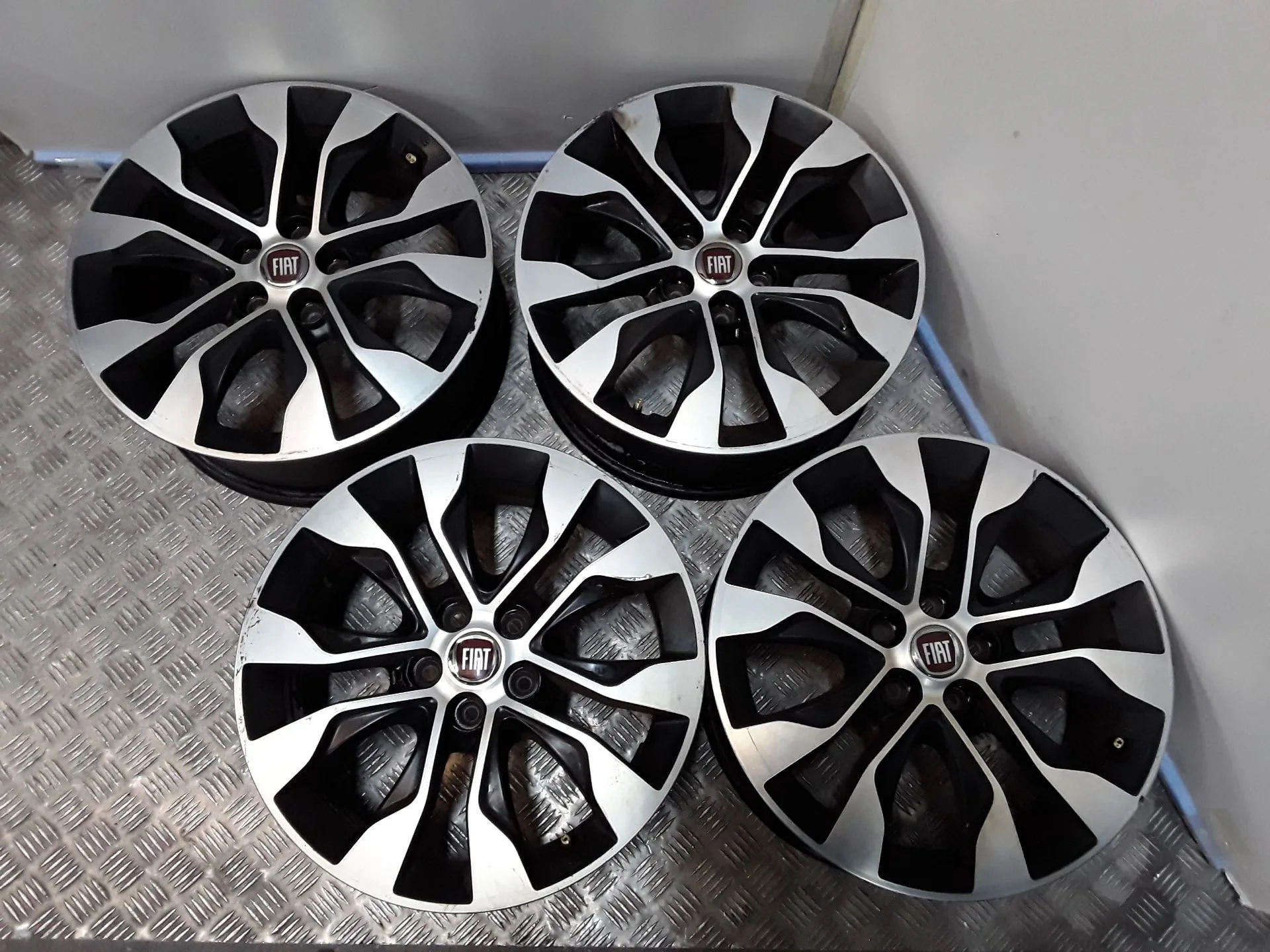 Juego Llantas Aluminio para Fiat Tipo Station Wagon (356_, 357_)