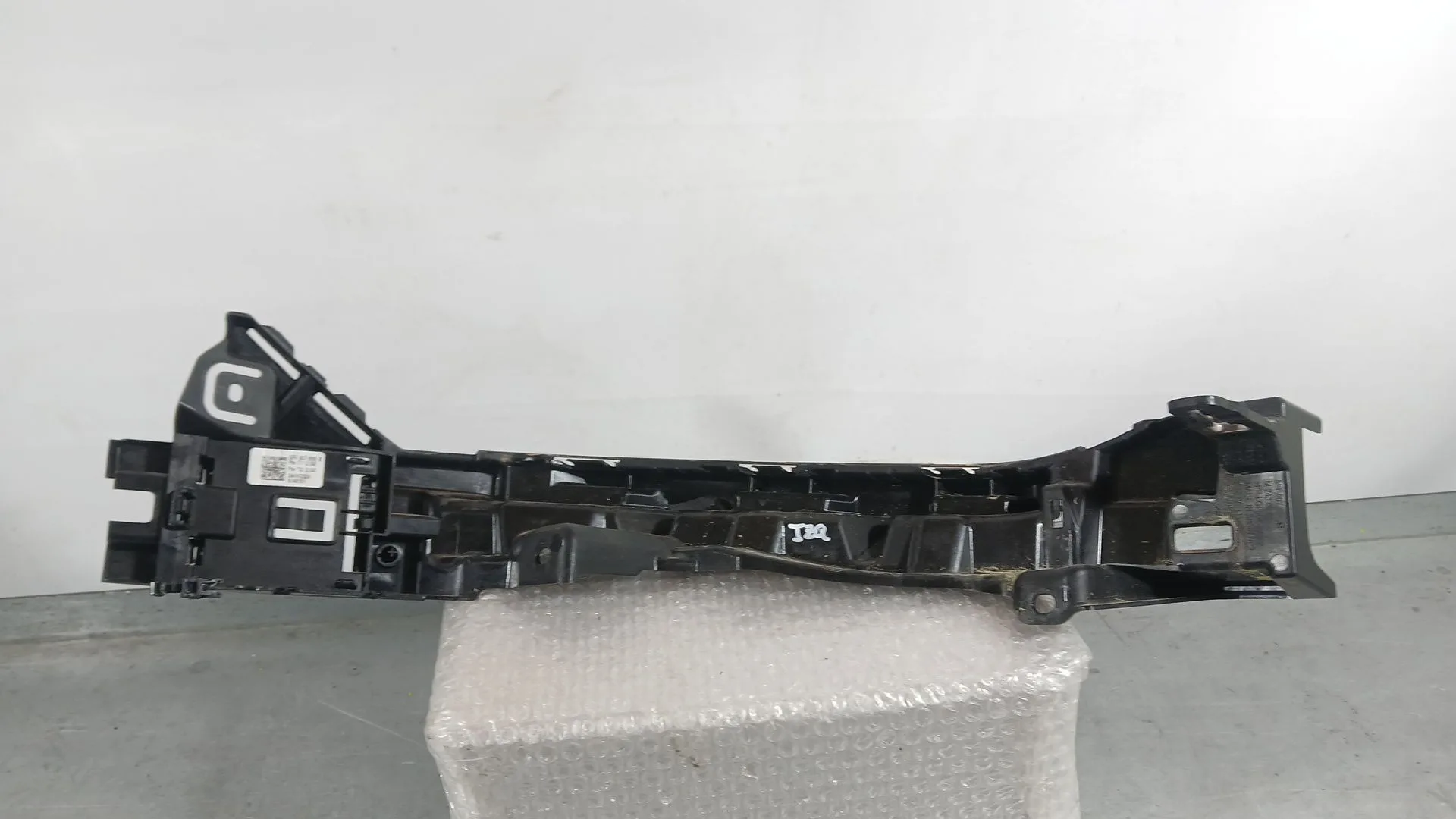 Soporte Faro Izquierdo para Cupra Formentor (Kmp)