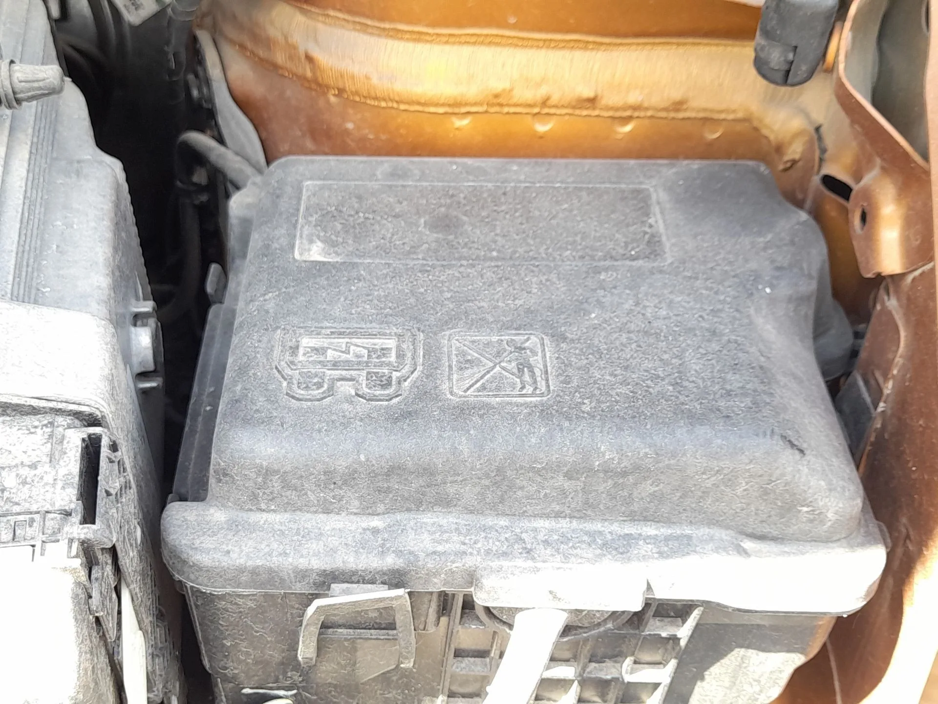 Caja Reles / Fusibles para Opel Crossland X / Crossland (P17, P2Qo)