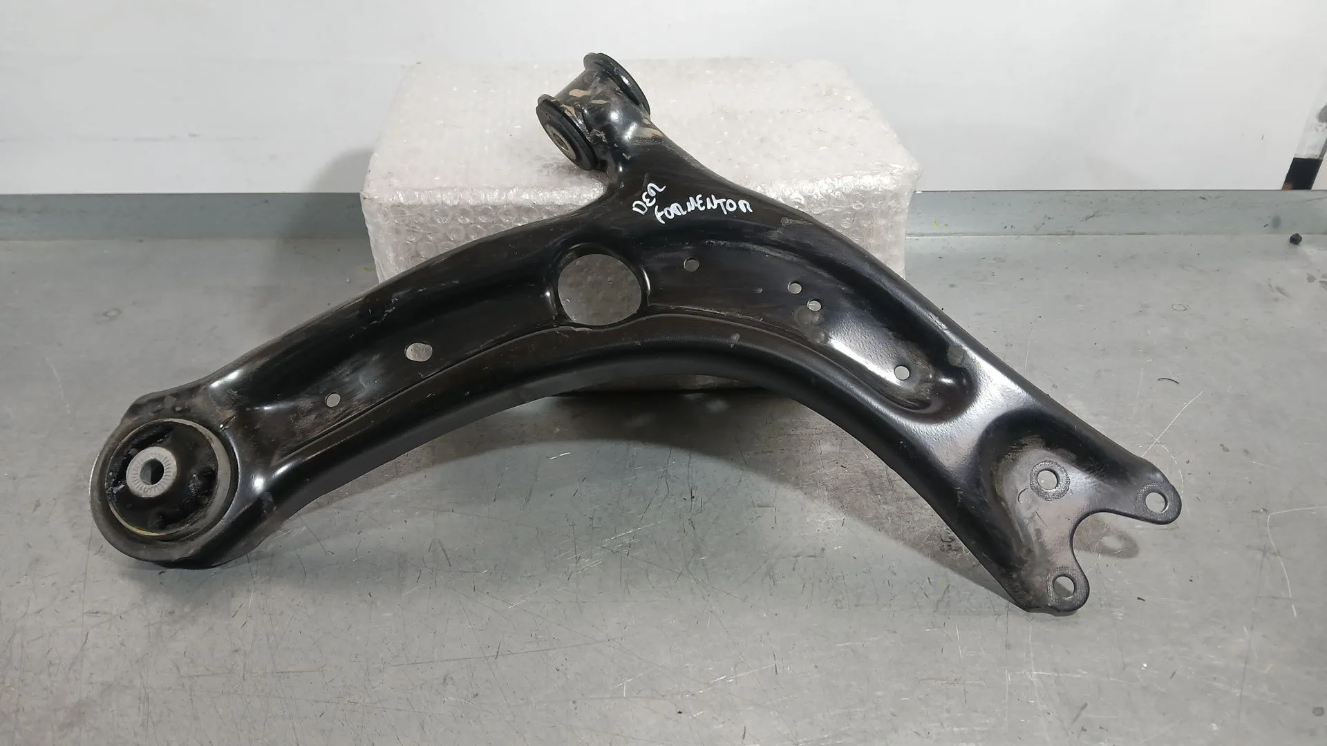 Brazo Suspension Inferior Delantero Derecho para Cupra Formentor (Kmp)