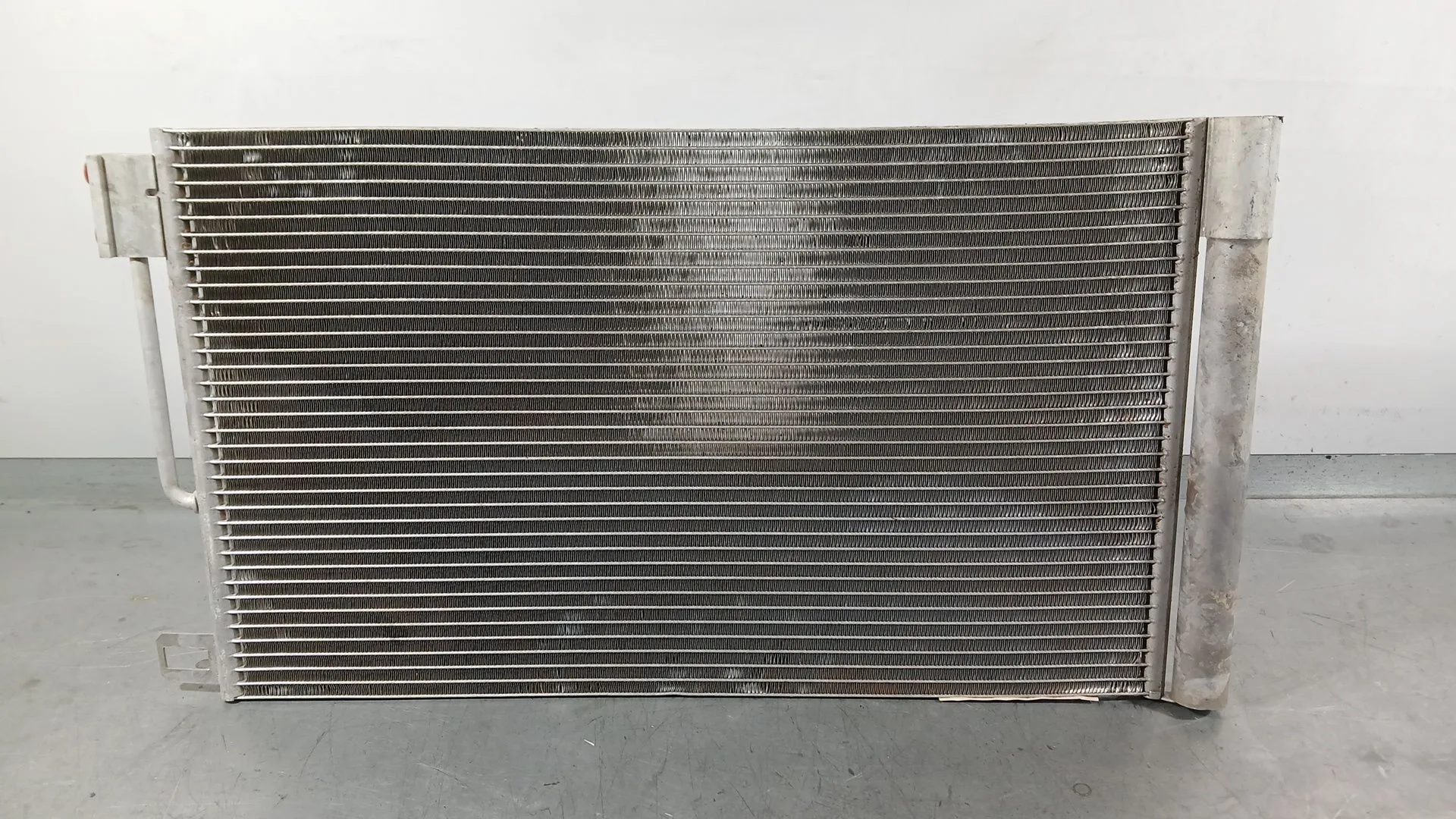 Condensador / Radiador Aire Acondicionado para Fiat Fiorino Furgoneta/Monovolumen (225_)
