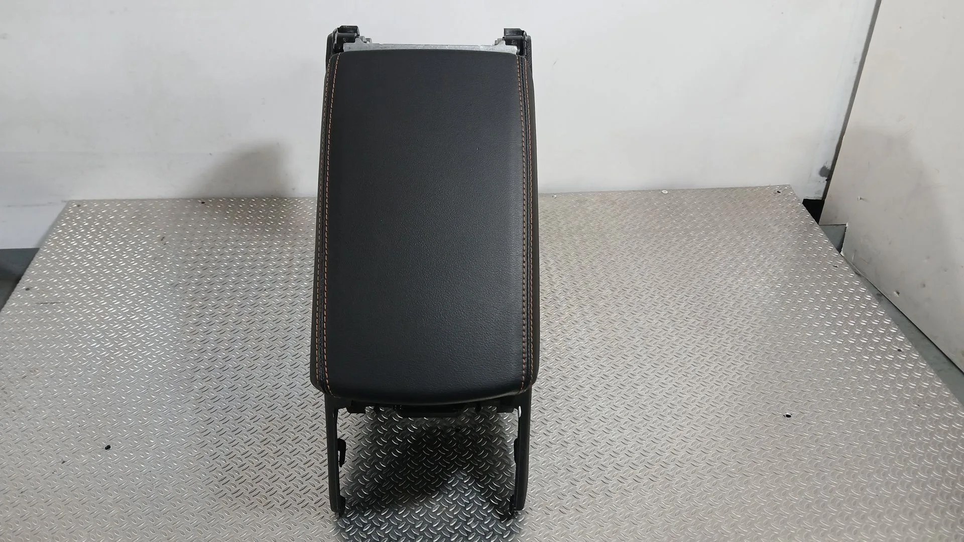 Apoyabrazos Central para Cupra Formentor (Kmp)