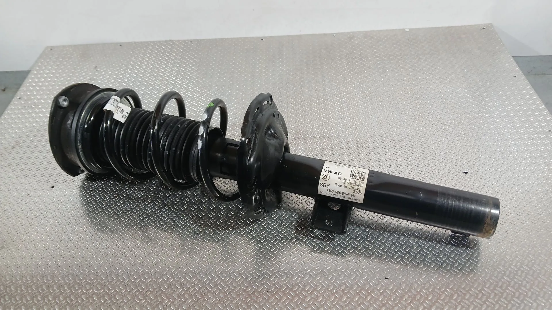 Amortiguador Delantero Derecho para Seat Ibiza V (Kj1, Kjg)