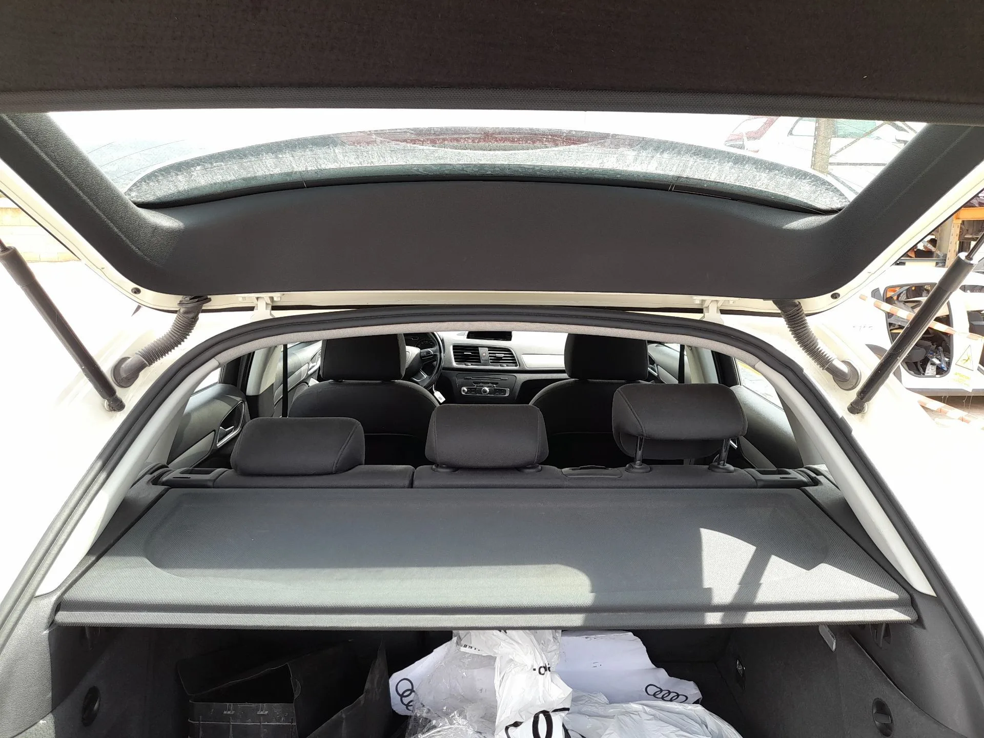 Bandeja Trasera para Audi Q3 (8Ub, 8Ug)