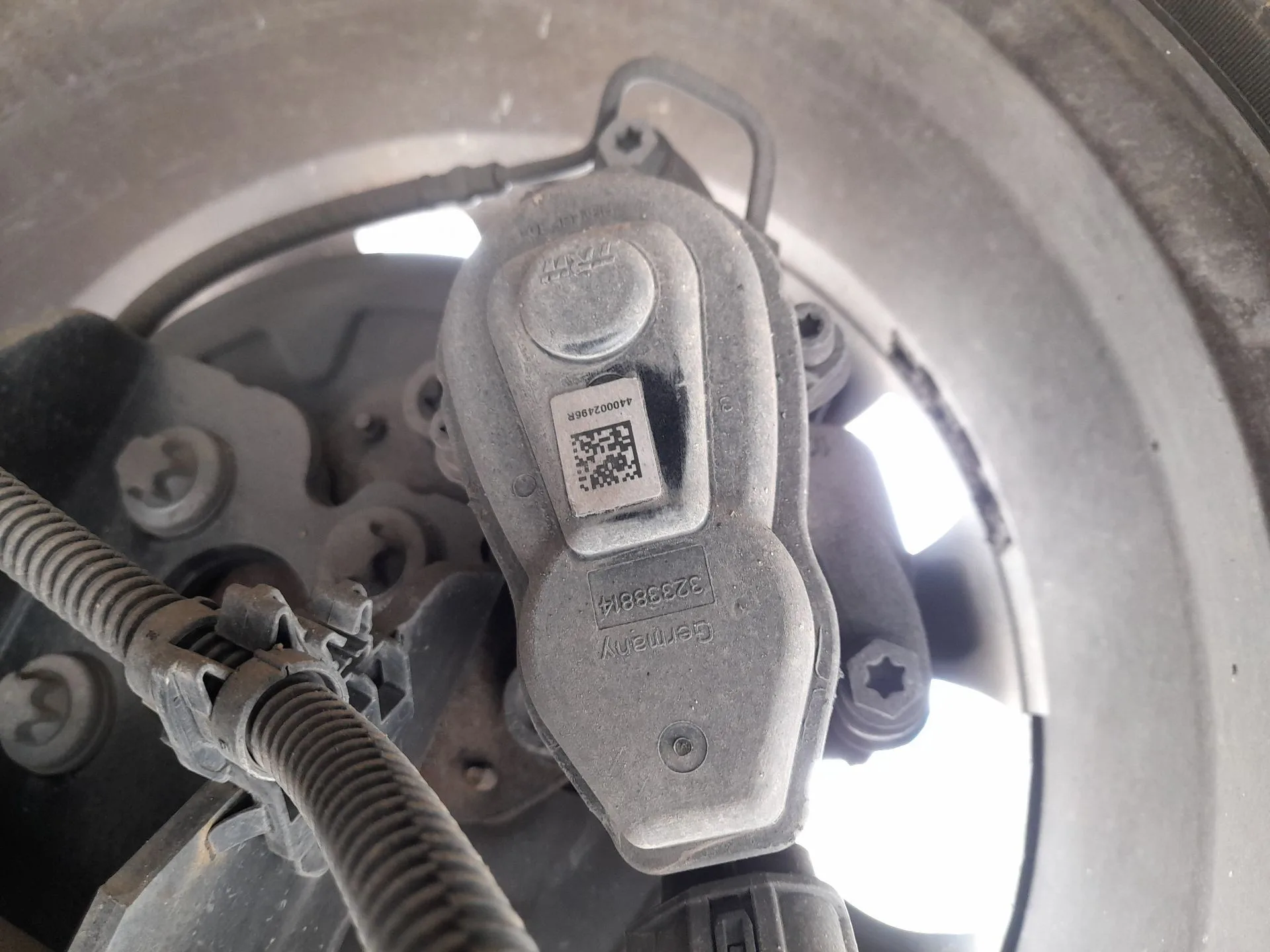 Pinza Freno Trasera Derecha para Renault Megane Iv Hatchback (B9A/M/N_)