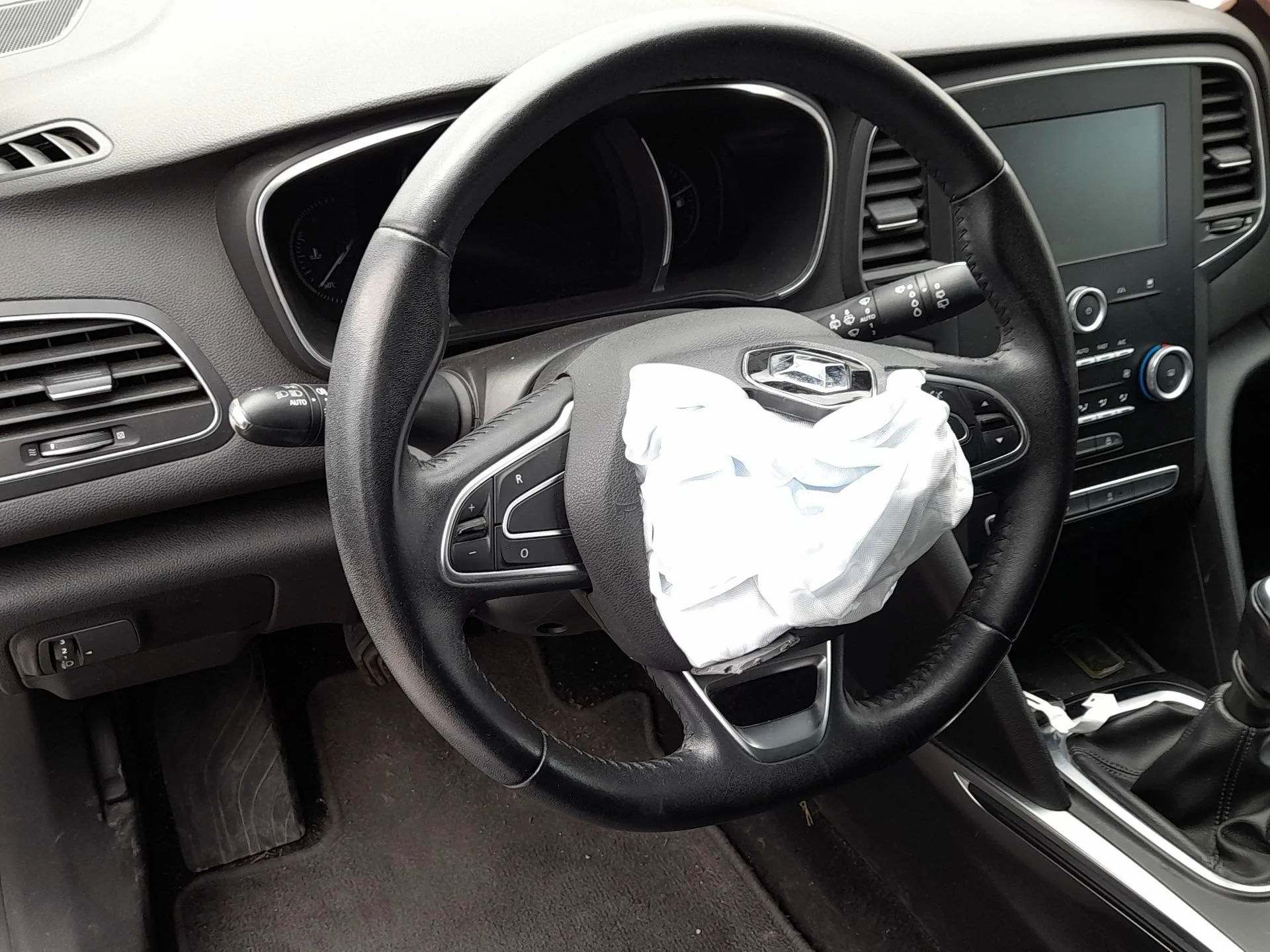 Volante para Renault Megane Iv Hatchback (B9A/M/N_)