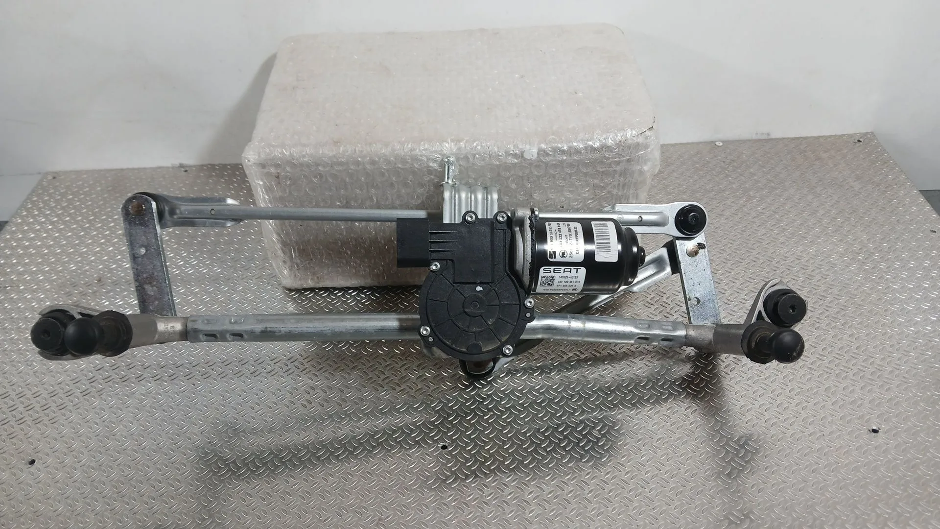 Motor Limpia Delantero para Seat Ibiza V (Kj1, Kjg)