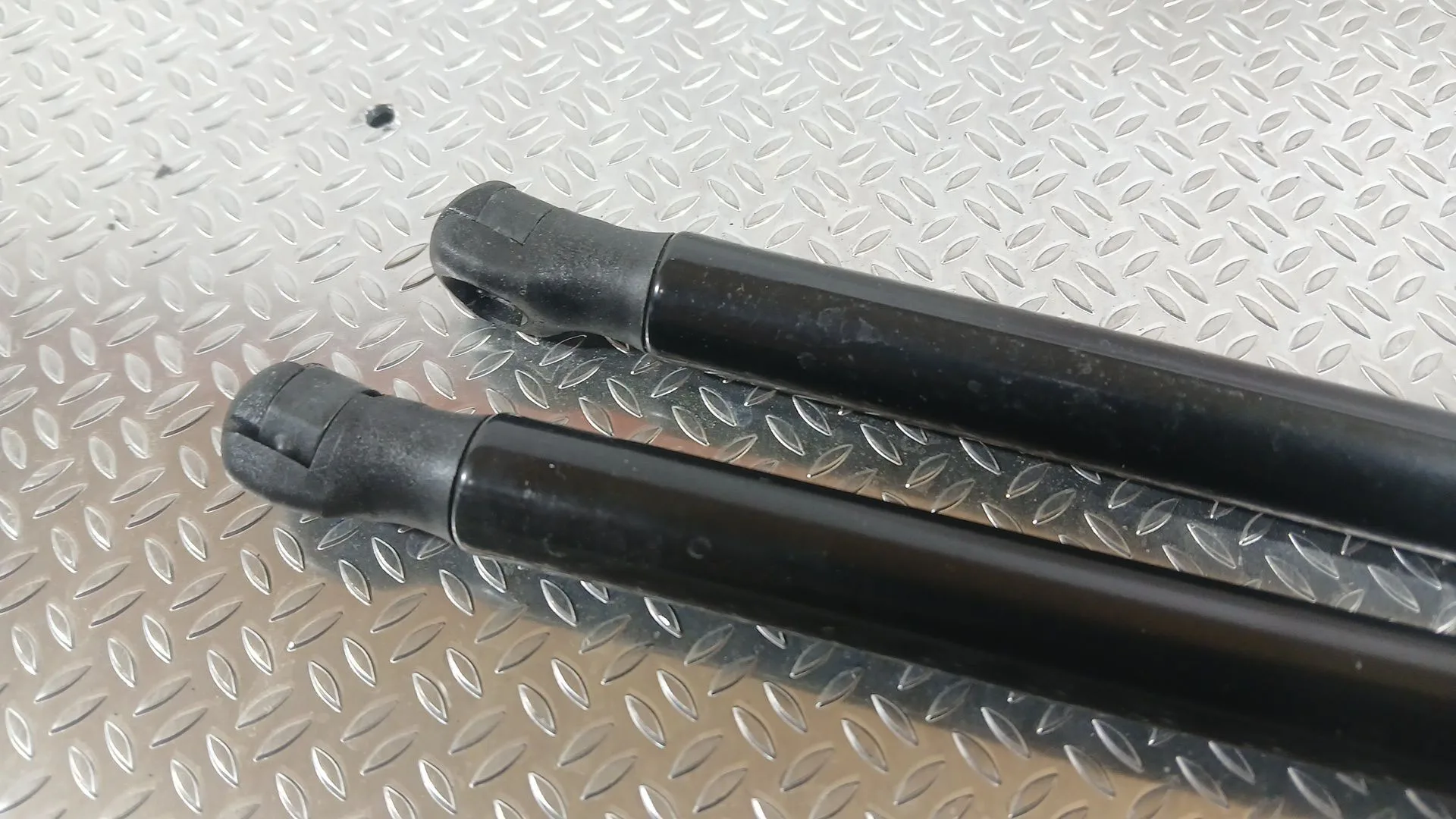 Amortiguadores Maletero / Porton para Seat Ibiza V (Kj1, Kjg)