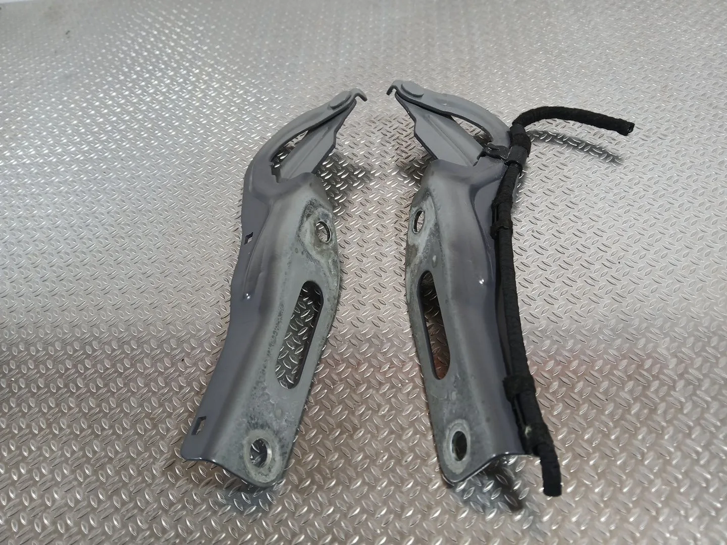 Bisagra Capot para Seat Ibiza V (Kj1, Kjg)