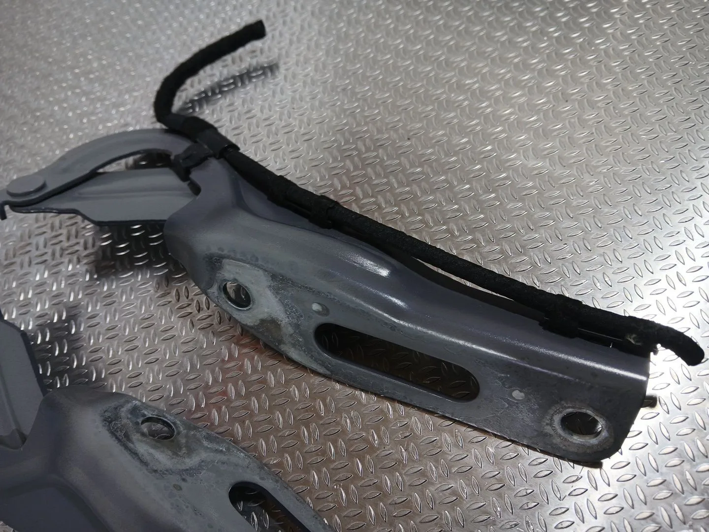 Bisagra Capot para Seat Ibiza V (Kj1, Kjg)