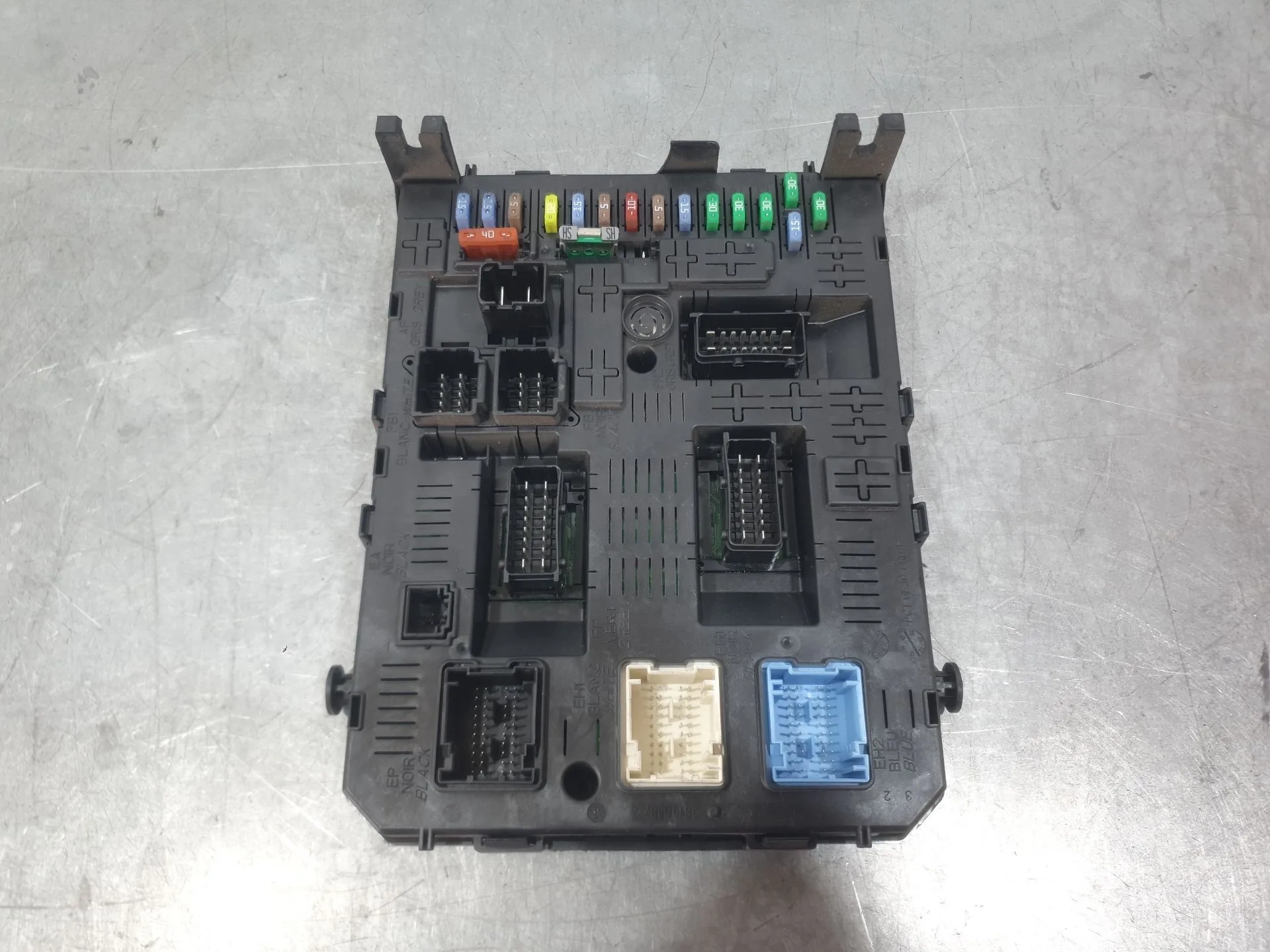 Caja Reles / Fusibles para Citroën Berlingo Multispace (B9)